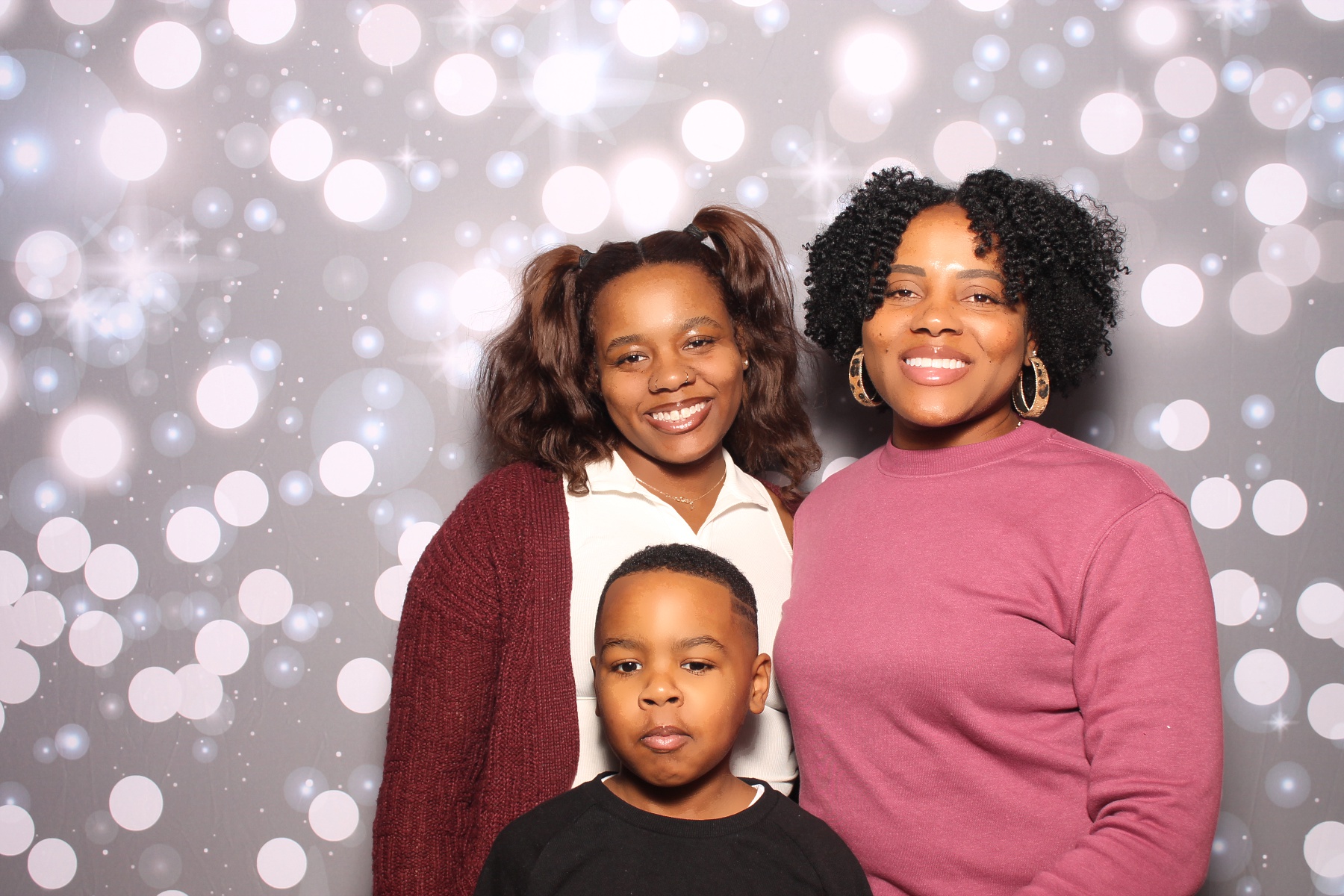 The Family Gathering | View more photos from the event at gallery.photoboothcincy.com/u/PhotoBoothCincy/The-Family-Gathering