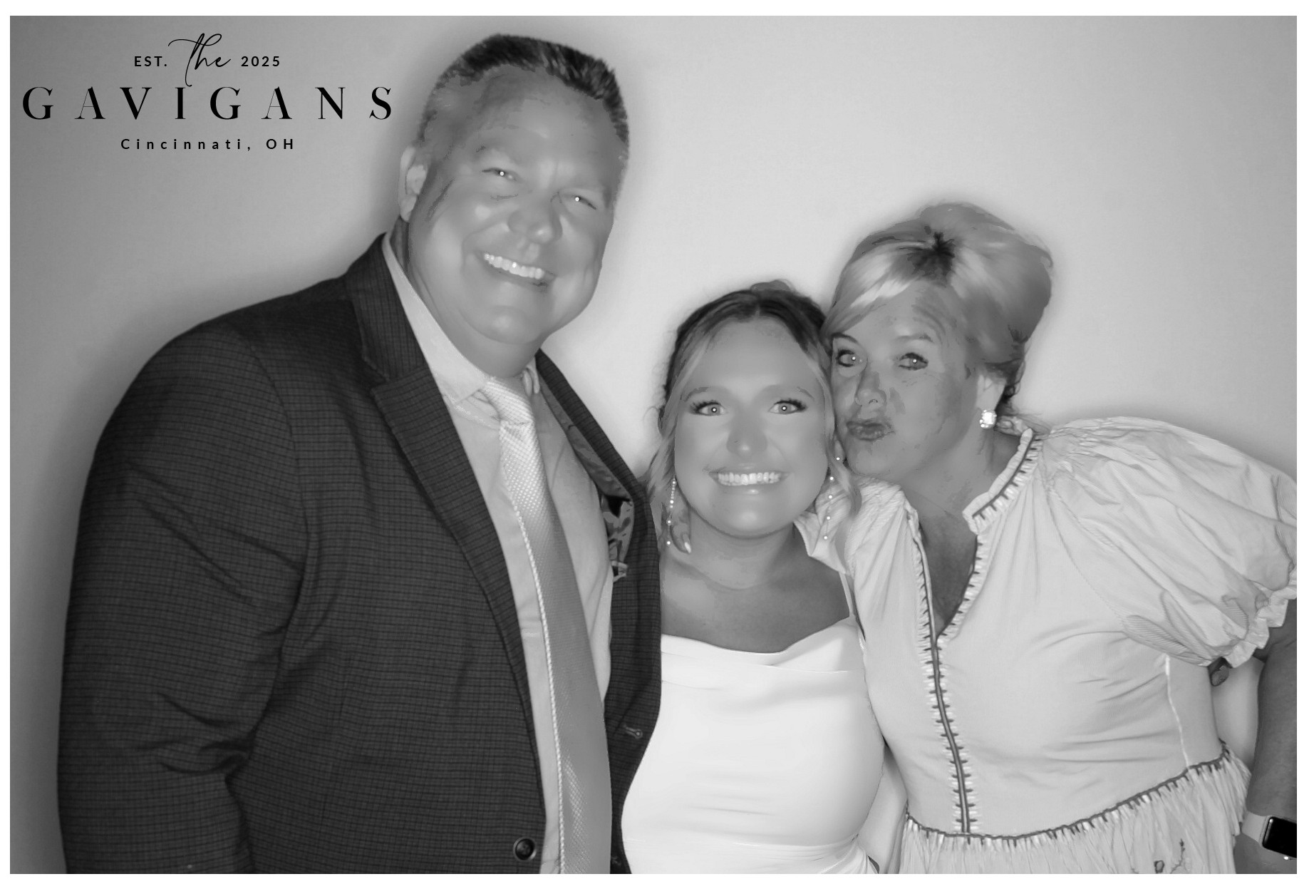 The Gavigan's | View more photos from the event at gallery.photoboothcincy.com/u/PhotoBoothCincy/The-Gavigans
