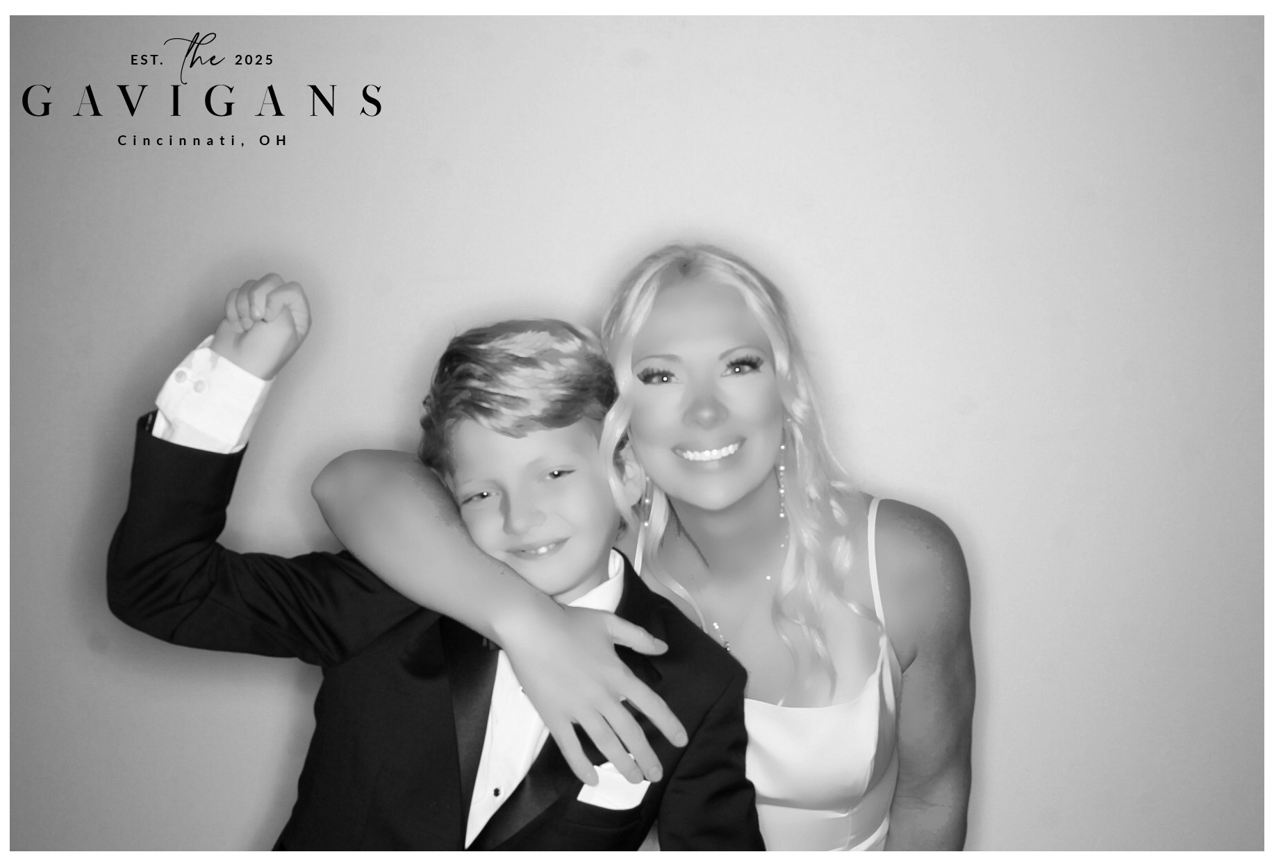 The Gavigan's | View more photos from the event at gallery.photoboothcincy.com/u/PhotoBoothCincy/The-Gavigans