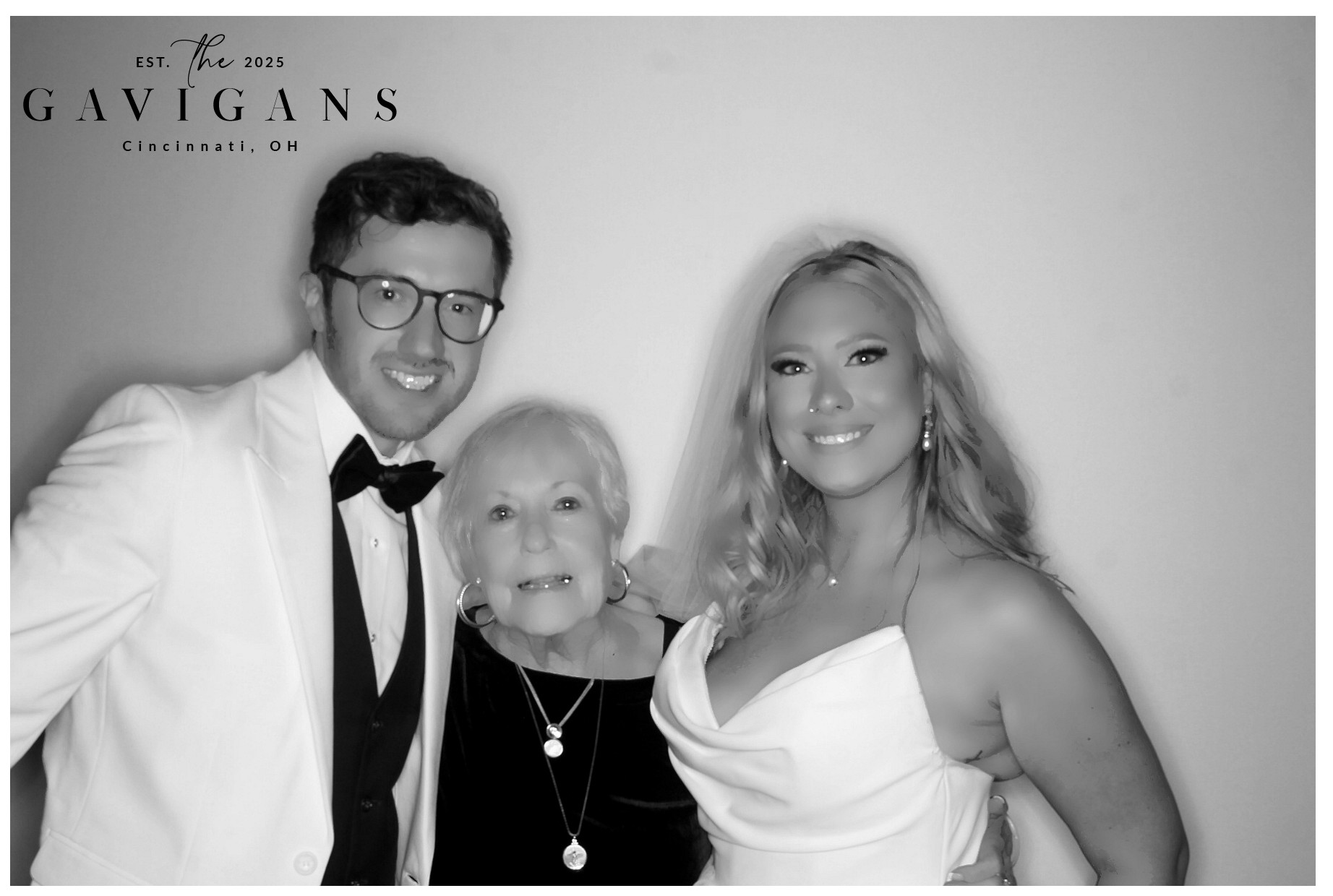 The Gavigan's | View more photos from the event at gallery.photoboothcincy.com/u/PhotoBoothCincy/The-Gavigans