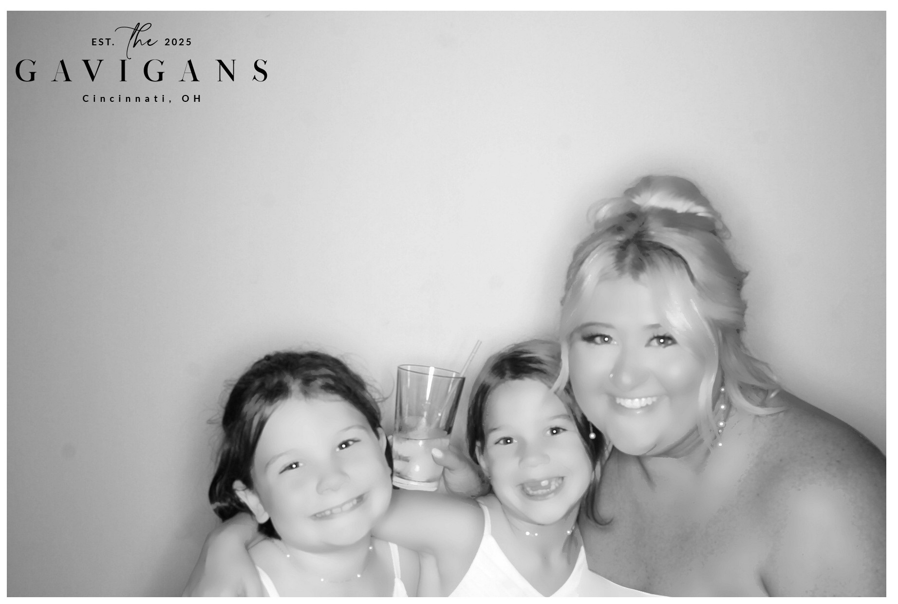 The Gavigan's | View more photos from the event at gallery.photoboothcincy.com/u/PhotoBoothCincy/The-Gavigans