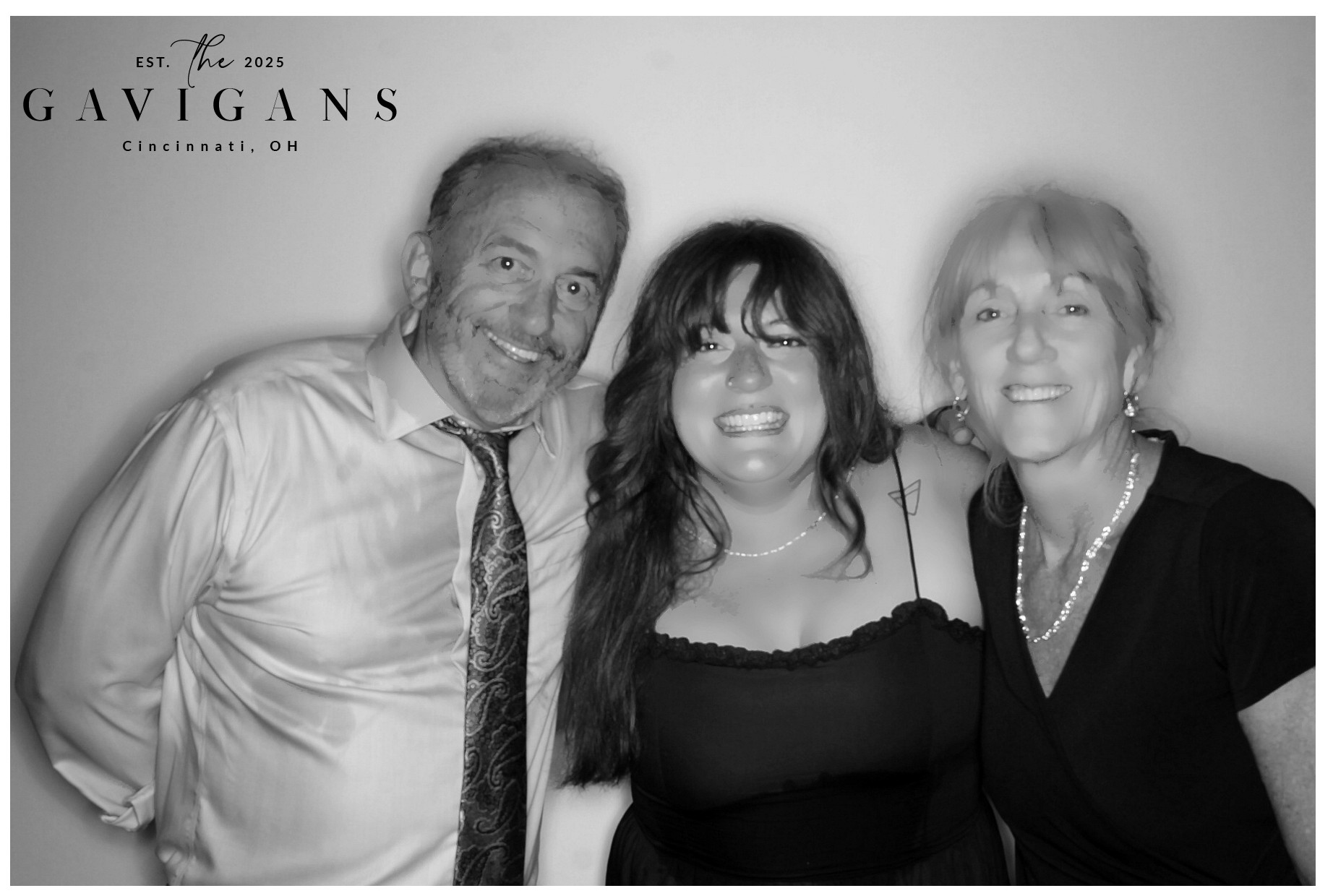 The Gavigan's | View more photos from the event at gallery.photoboothcincy.com/u/PhotoBoothCincy/The-Gavigans