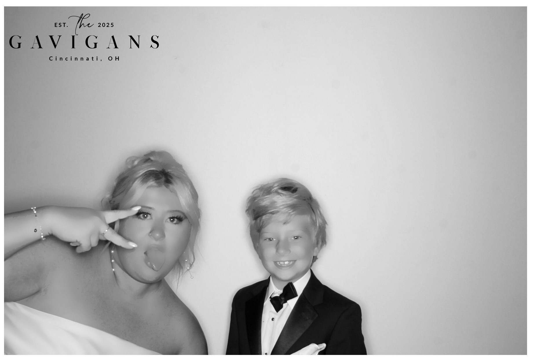 The Gavigan's | View more photos from the event at gallery.photoboothcincy.com/u/PhotoBoothCincy/The-Gavigans
