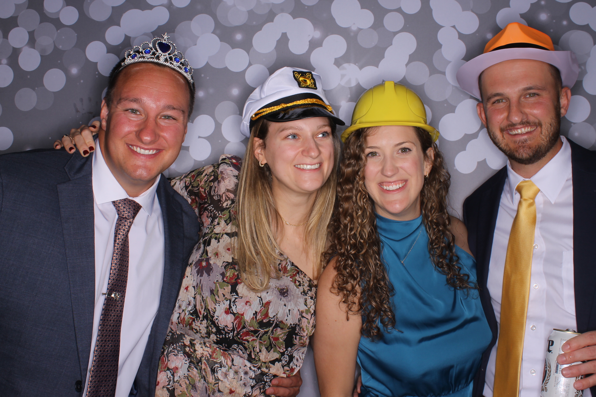 The Guth's | View more photos from the event at gallery.photoboothcincy.com/u/PhotoBoothCincy/The-Guths