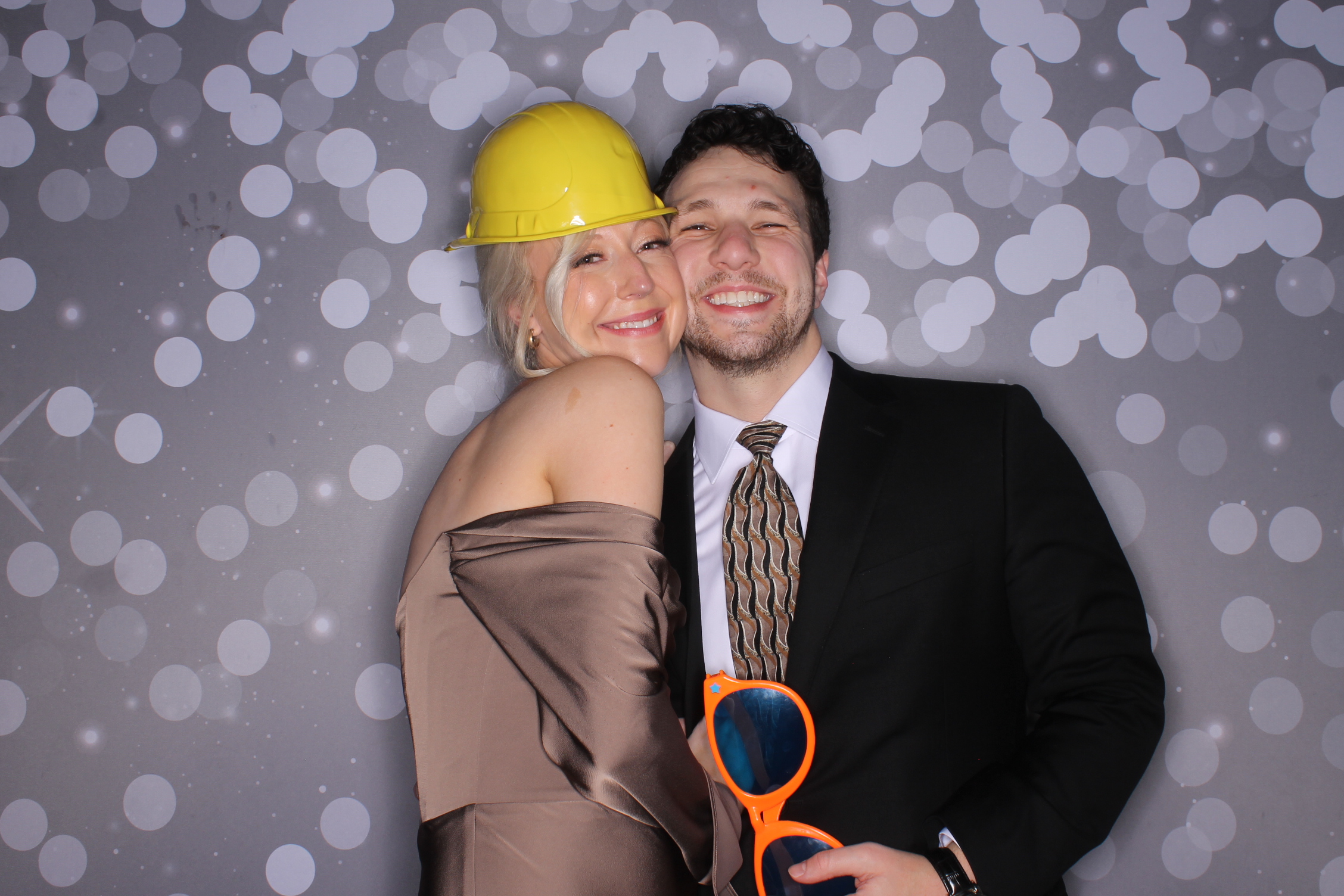 The Guth's | View more photos from the event at gallery.photoboothcincy.com/u/PhotoBoothCincy/The-Guths