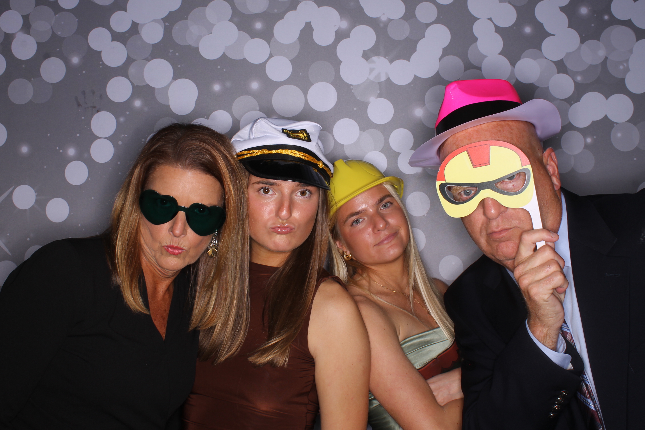 The Guth's | View more photos from the event at gallery.photoboothcincy.com/u/PhotoBoothCincy/The-Guths