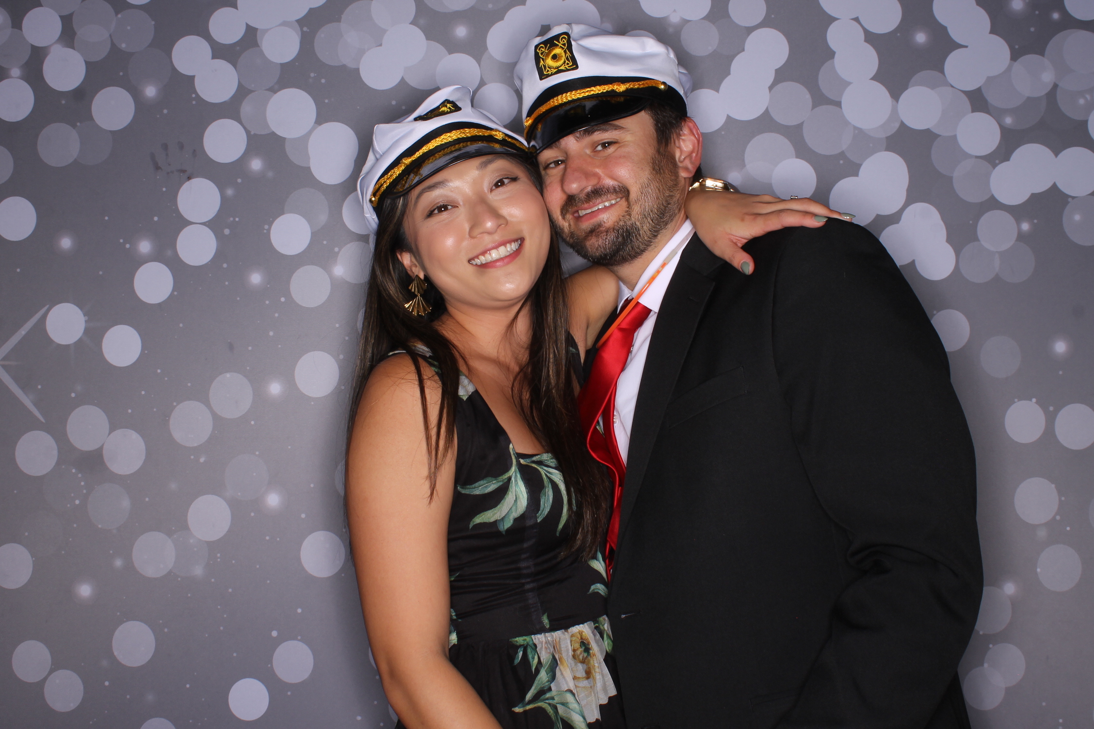 The Guth's | View more photos from the event at gallery.photoboothcincy.com/u/PhotoBoothCincy/The-Guths