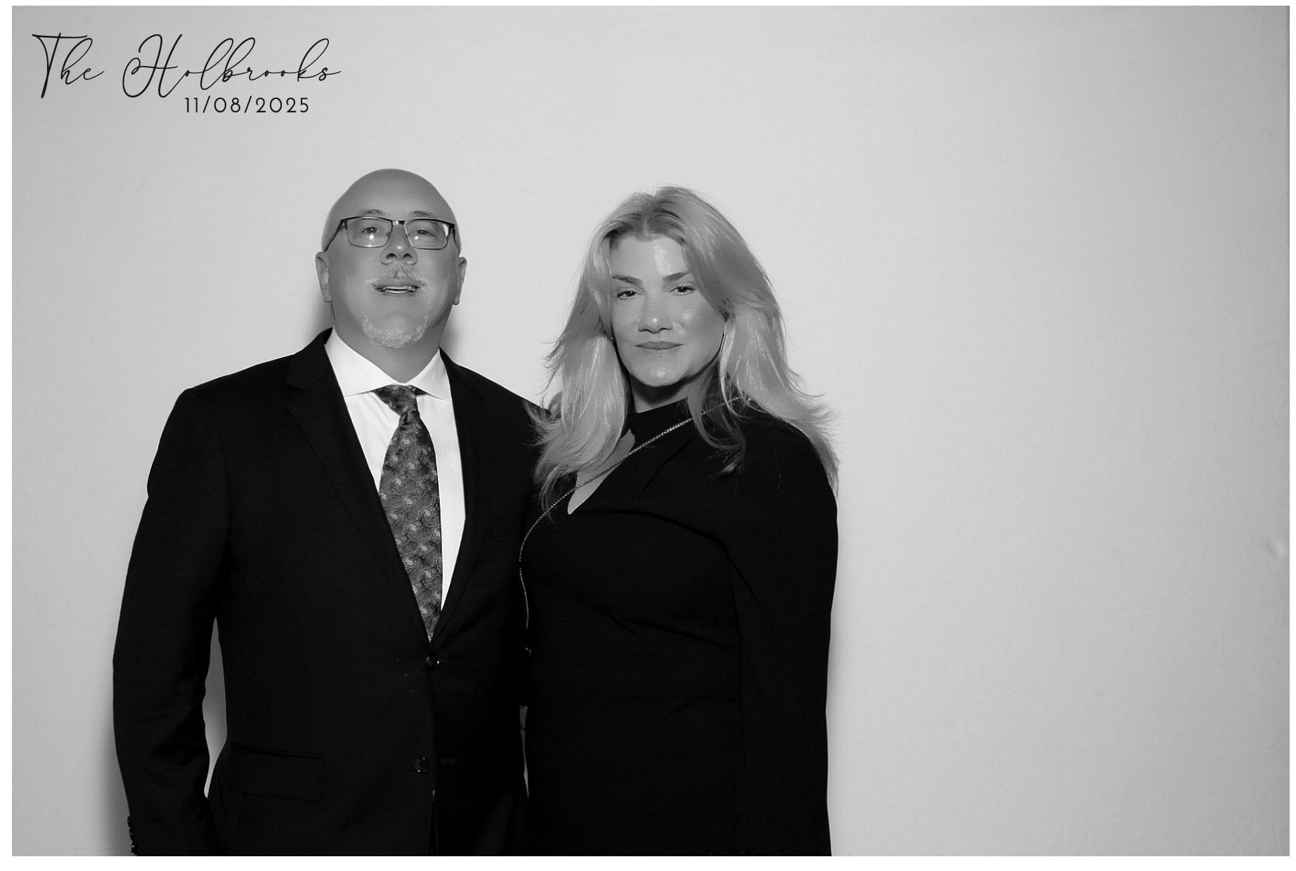 The Holbrooks | View more photos from the event at gallery.photoboothcincy.com/u/PhotoBoothCincy/The-Holbrooks