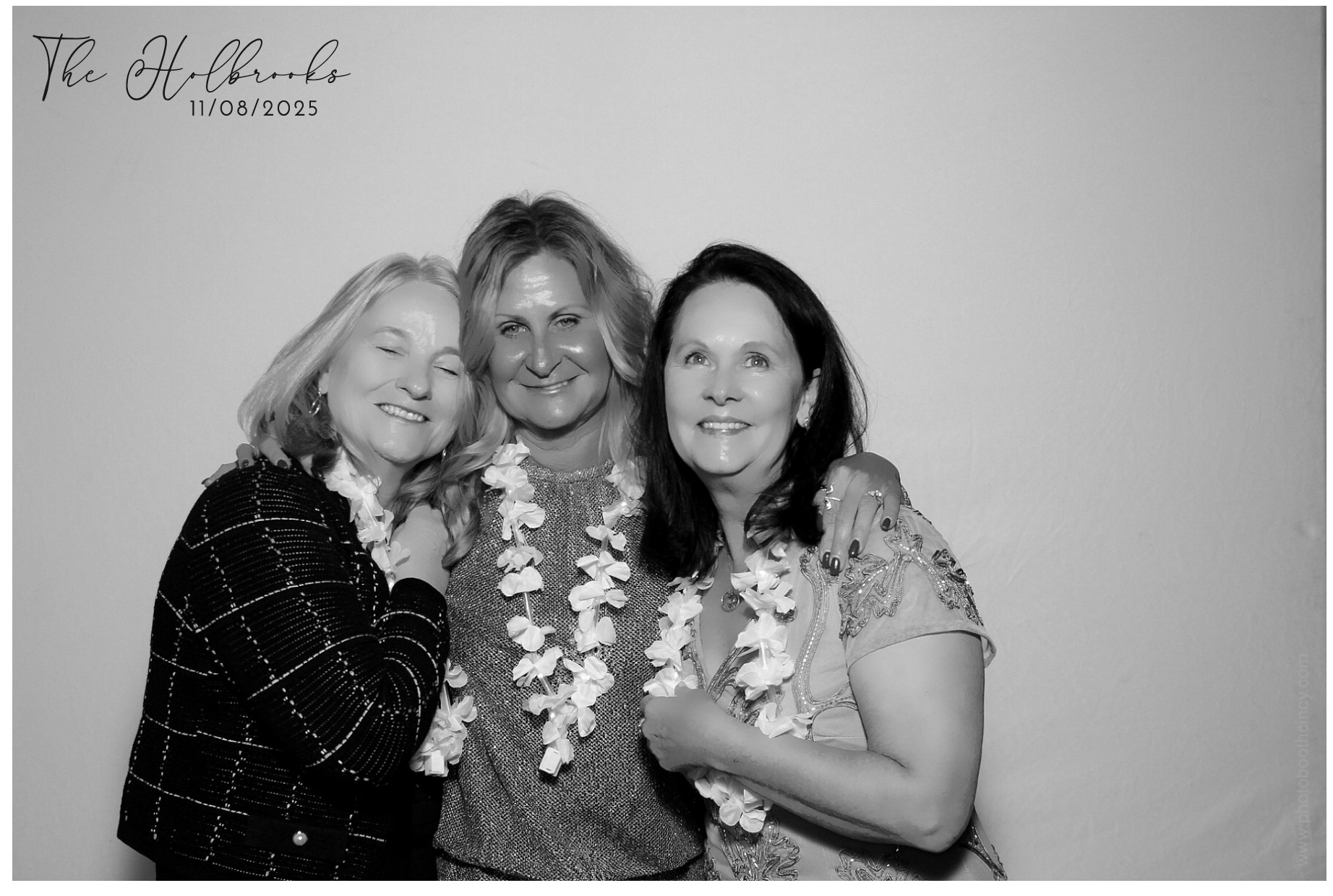 The Holbrooks | View more photos from the event at gallery.photoboothcincy.com/u/PhotoBoothCincy/The-Holbrooks