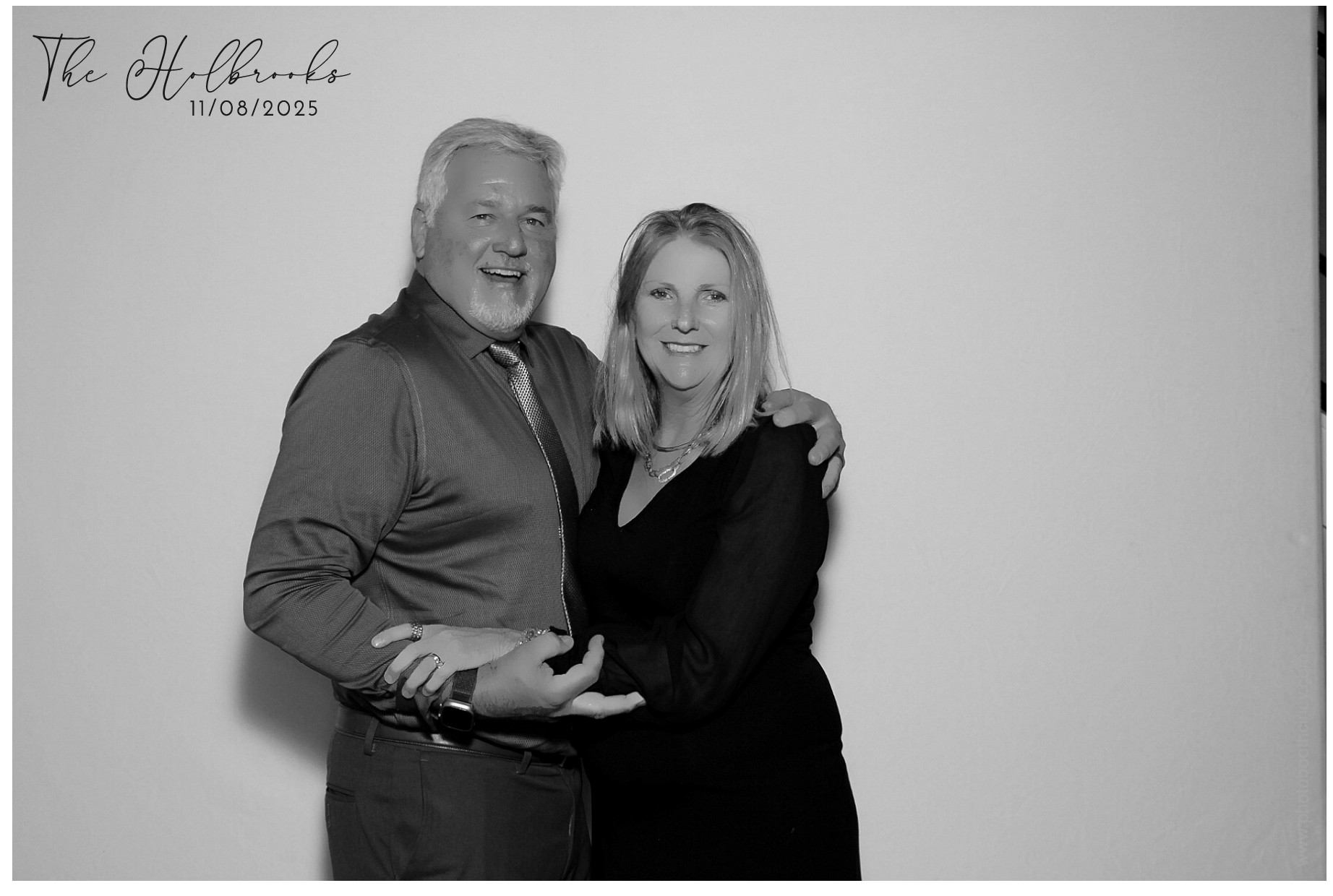 The Holbrooks | View more photos from the event at gallery.photoboothcincy.com/u/PhotoBoothCincy/The-Holbrooks