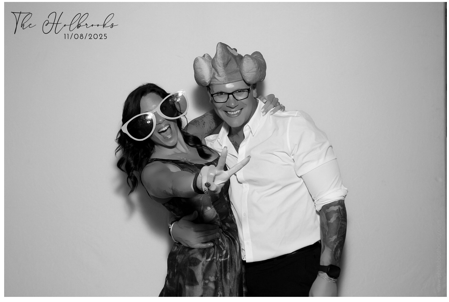 The Holbrooks | View more photos from the event at gallery.photoboothcincy.com/u/PhotoBoothCincy/The-Holbrooks