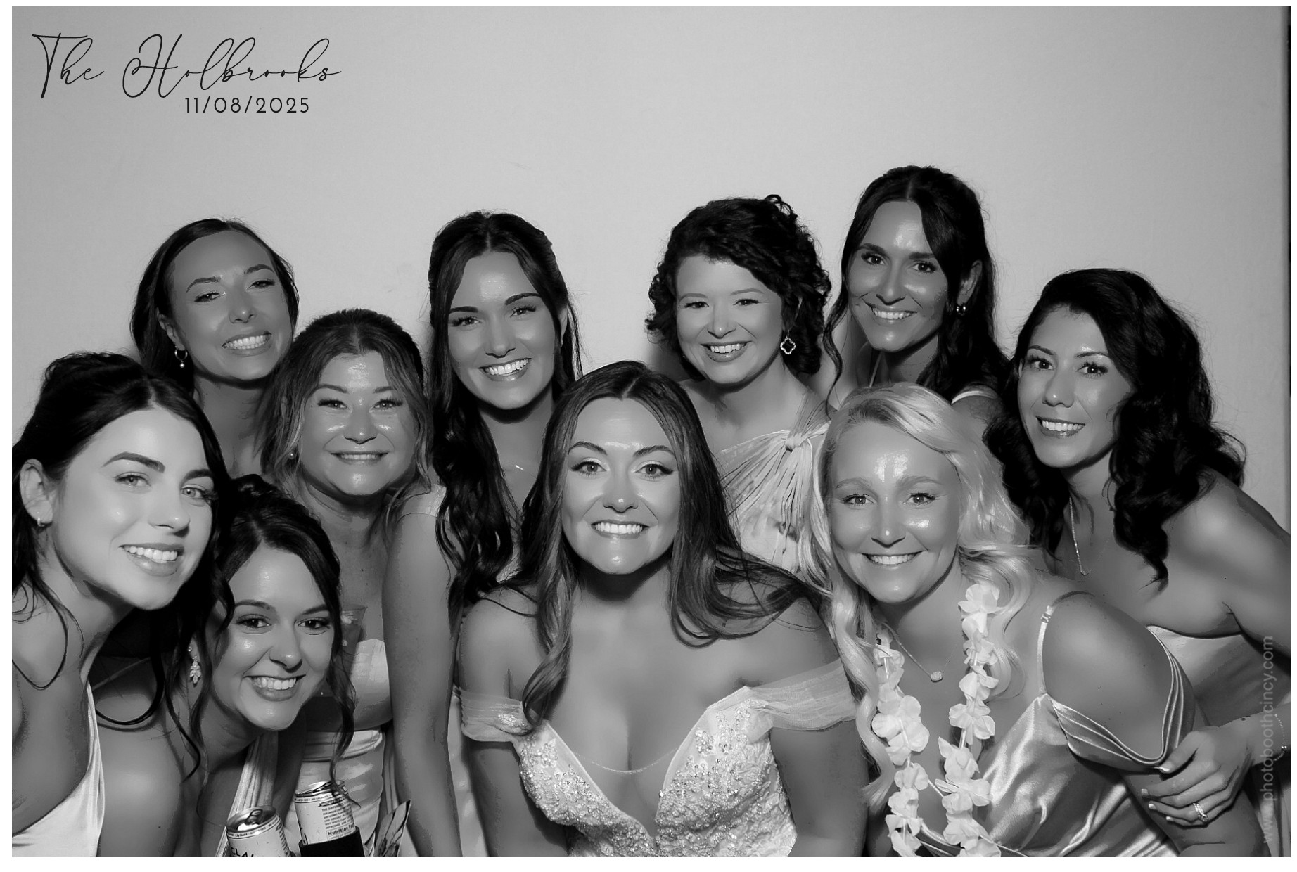 The Holbrooks | View more photos from the event at gallery.photoboothcincy.com/u/PhotoBoothCincy/The-Holbrooks