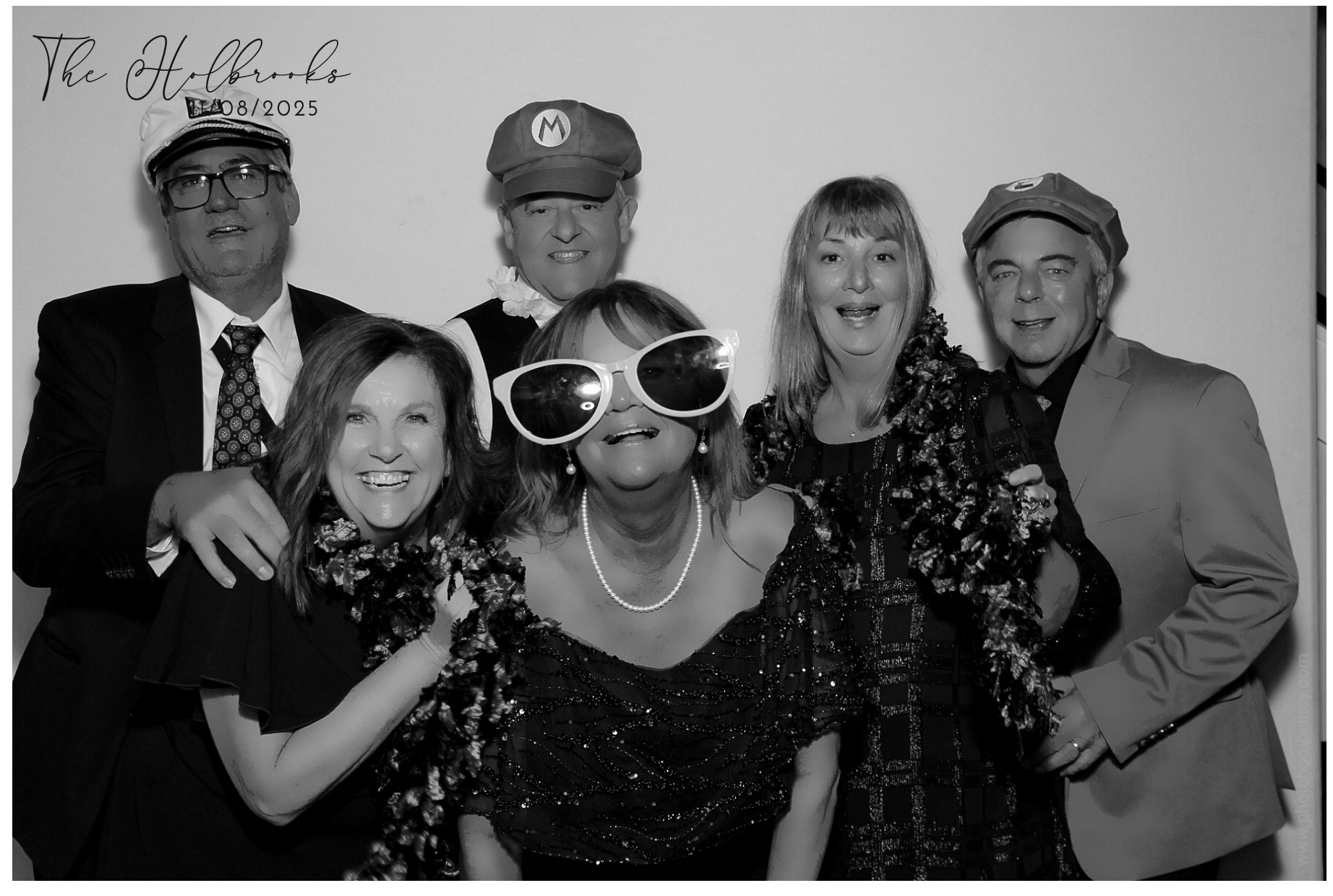 The Holbrooks | View more photos from the event at gallery.photoboothcincy.com/u/PhotoBoothCincy/The-Holbrooks
