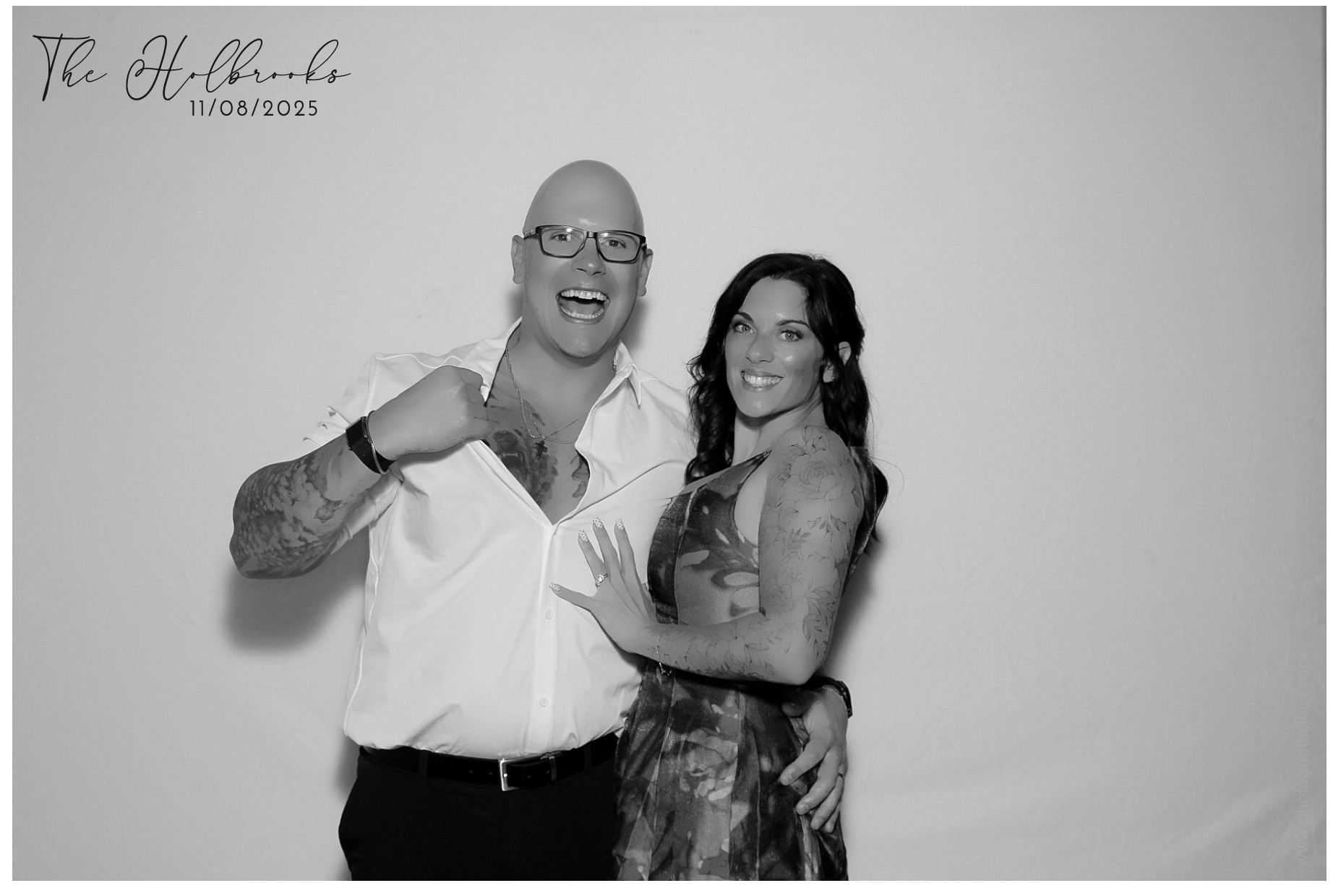 The Holbrooks | View more photos from the event at gallery.photoboothcincy.com/u/PhotoBoothCincy/The-Holbrooks