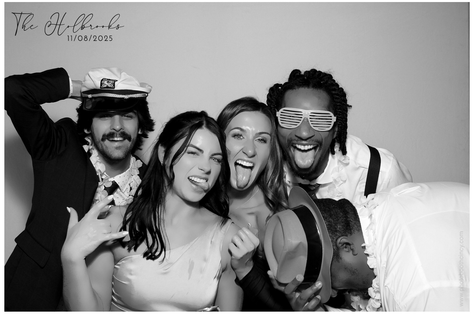 The Holbrooks | View more photos from the event at gallery.photoboothcincy.com/u/PhotoBoothCincy/The-Holbrooks