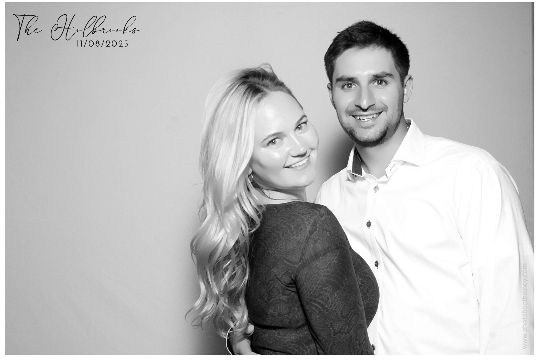 The Holbrooks | View more photos from the event at gallery.photoboothcincy.com/u/PhotoBoothCincy/The-Holbrooks