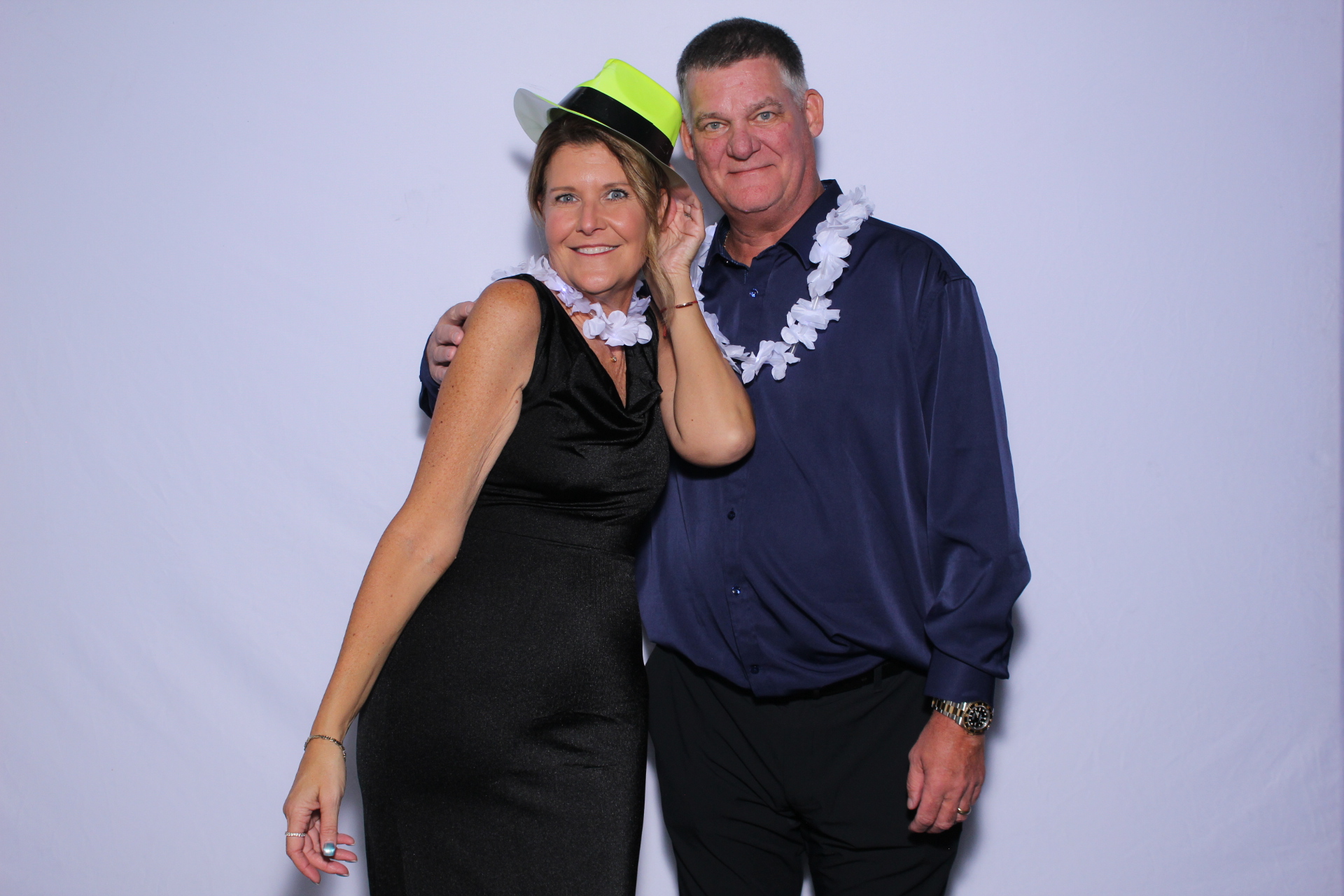 The Holbrooks | View more photos from the event at gallery.photoboothcincy.com/u/PhotoBoothCincy/The-Holbrooks