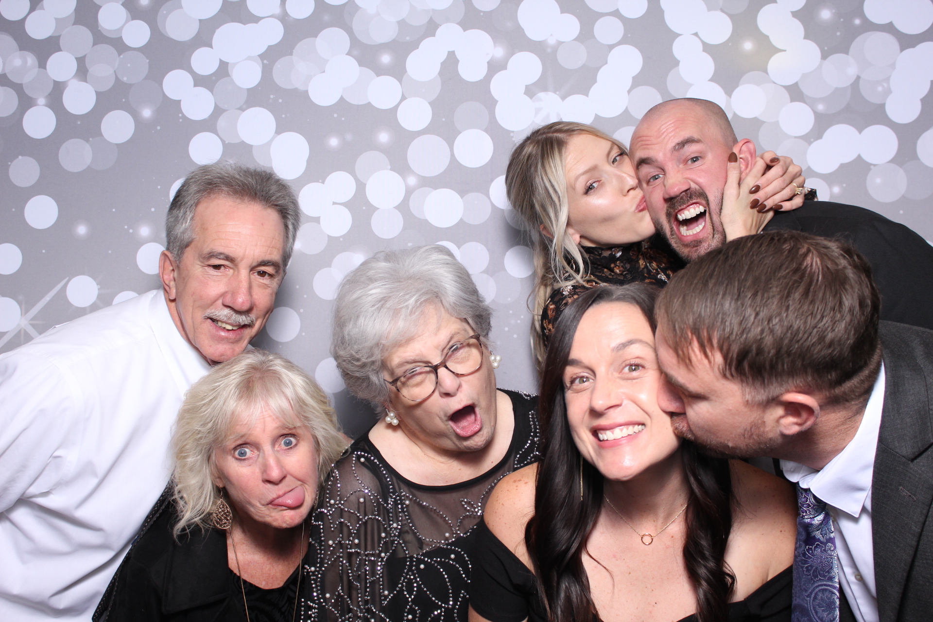 The Lambs | View more photos from the event at gallery.photoboothcincy.com/u/PhotoBoothCincy/The-Lambs