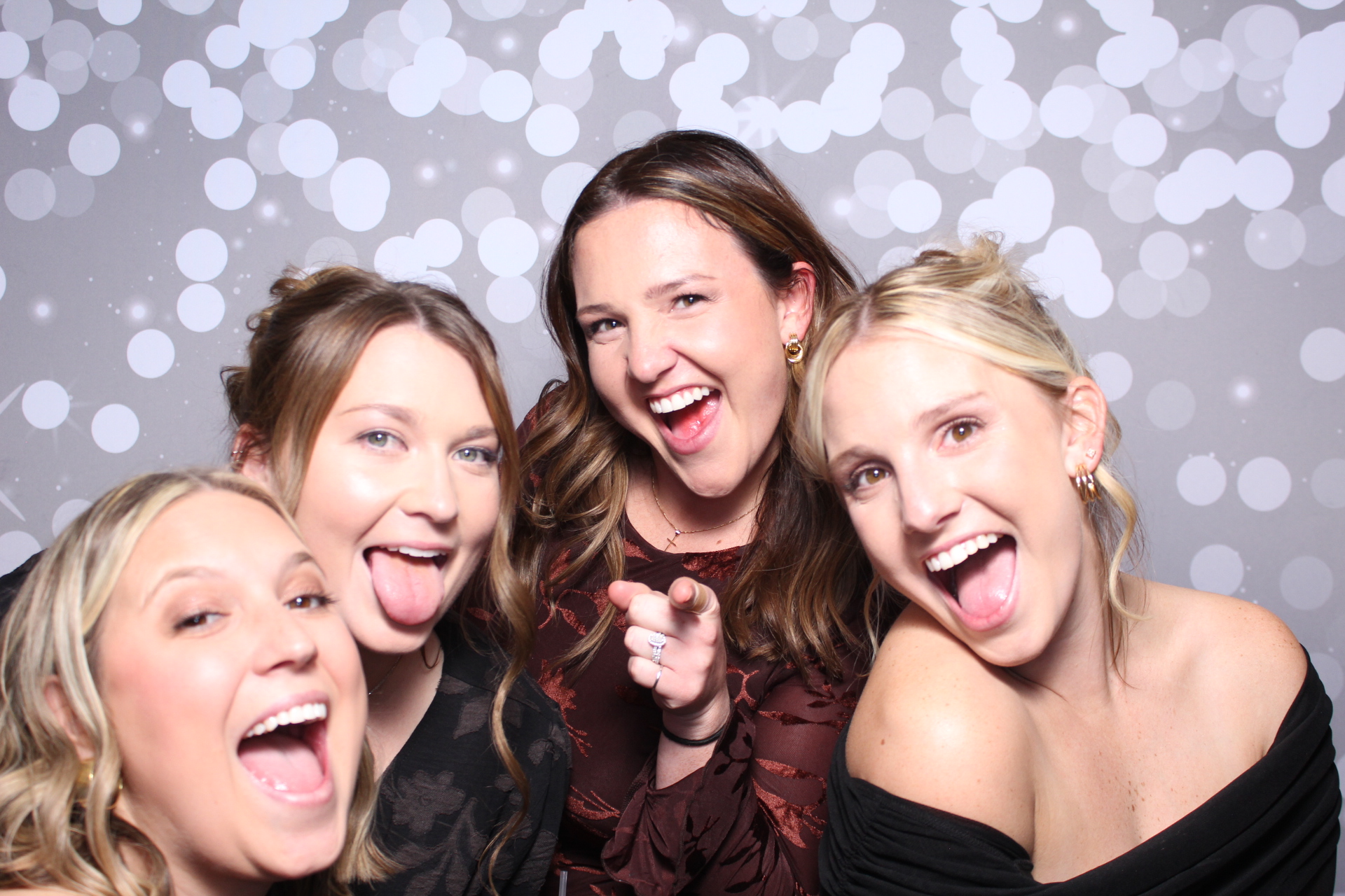 The Lambs | View more photos from the event at gallery.photoboothcincy.com/u/PhotoBoothCincy/The-Lambs