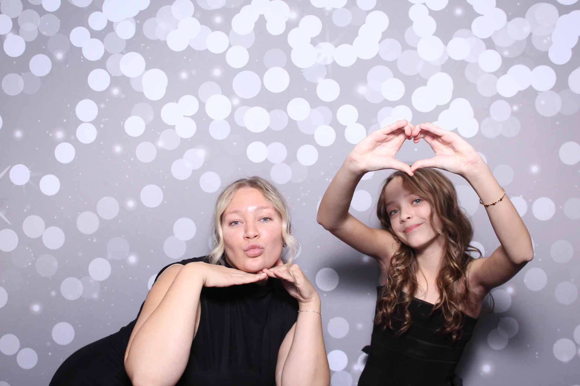 The Lambs | View more photos from the event at gallery.photoboothcincy.com/u/PhotoBoothCincy/The-Lambs