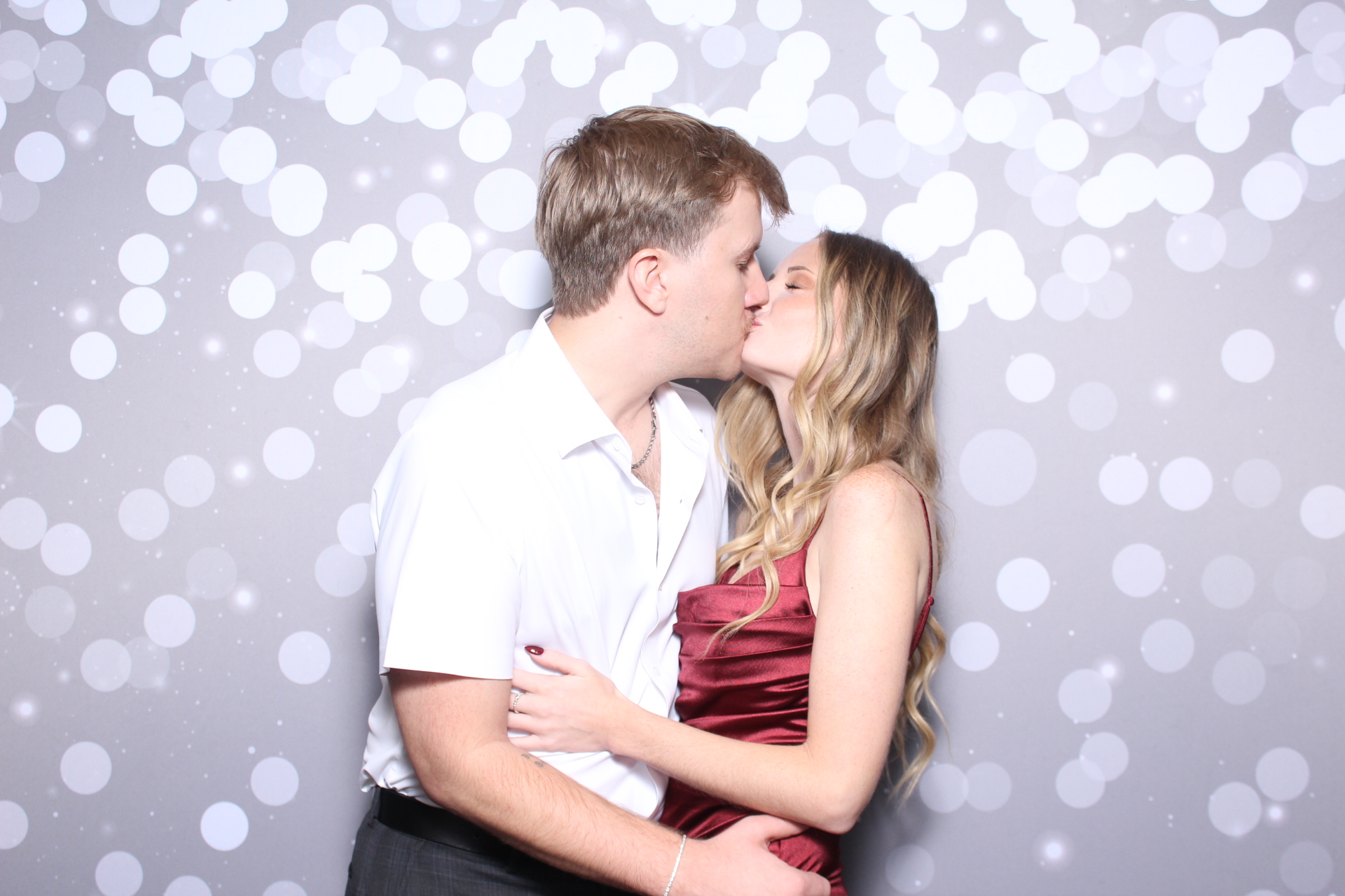 The Lambs | View more photos from the event at gallery.photoboothcincy.com/u/PhotoBoothCincy/The-Lambs