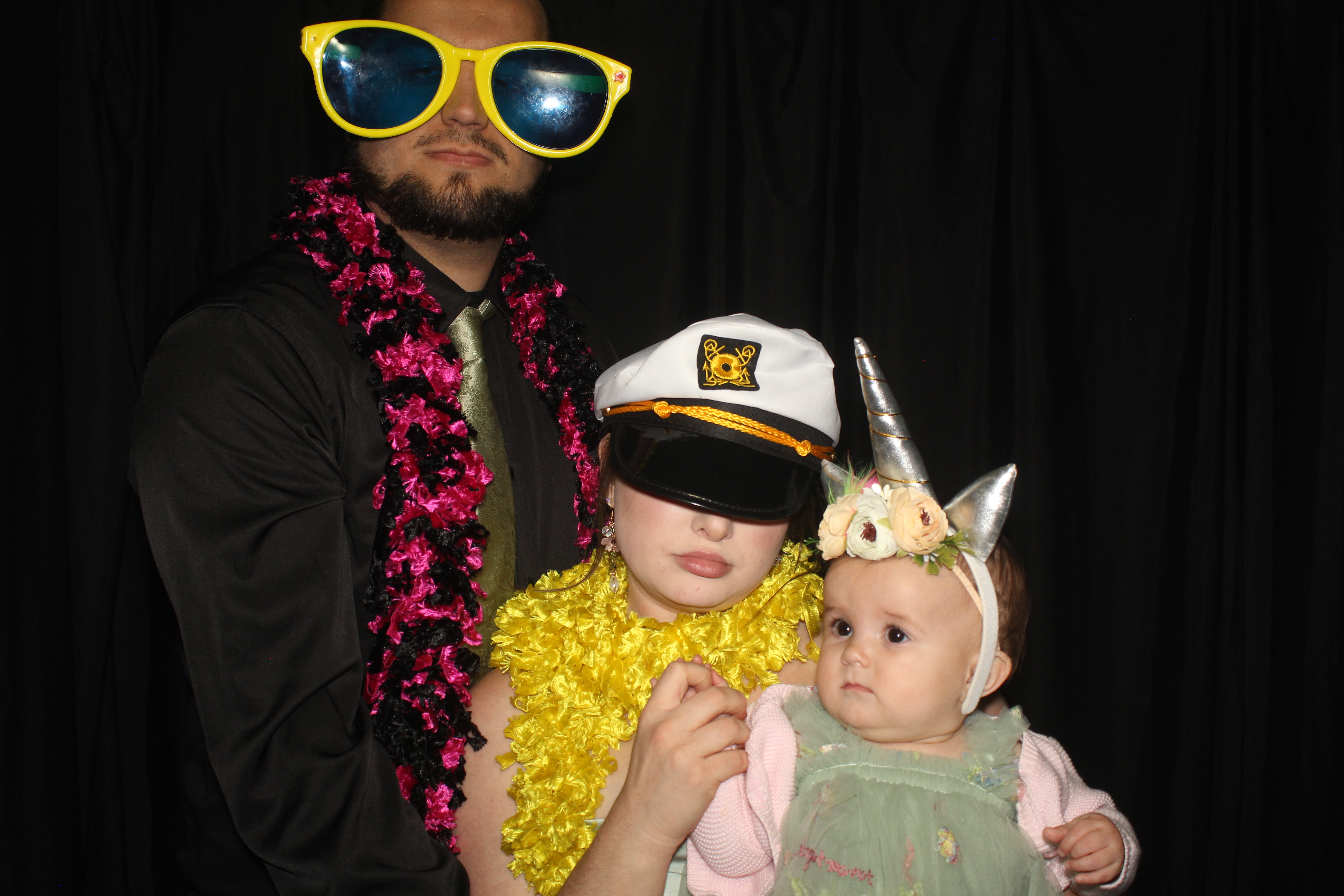 The Napolitano's | View more photos from the event at gallery.photoboothcincy.com/u/PhotoBoothCincy/The-Napolitanos