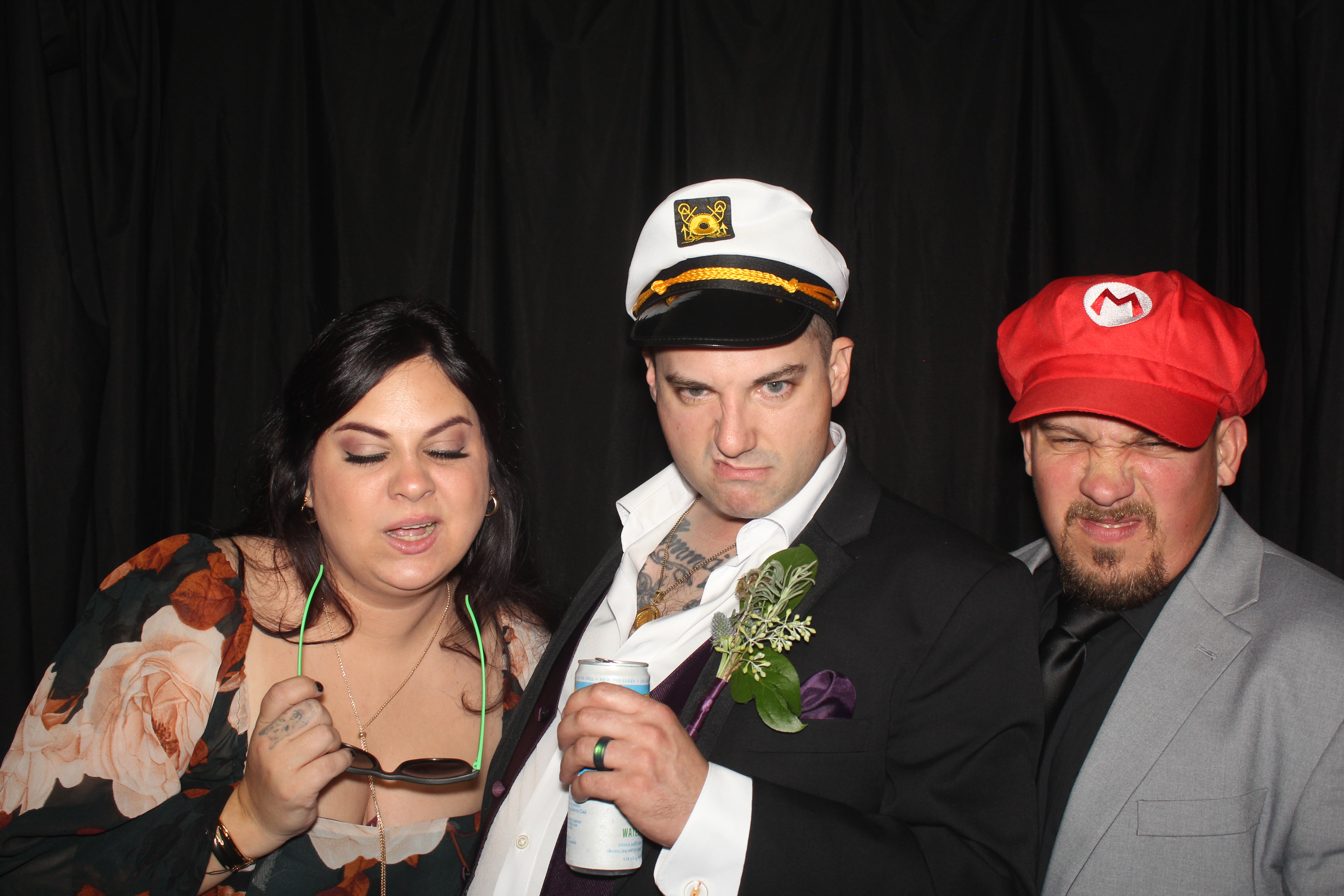 The Napolitano's | View more photos from the event at gallery.photoboothcincy.com/u/PhotoBoothCincy/The-Napolitanos