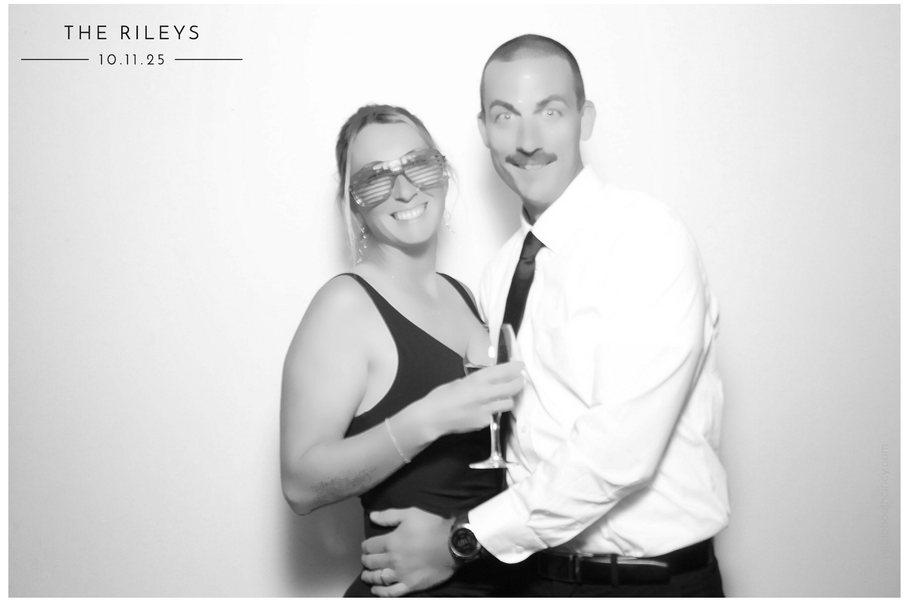 The Riley's | View more photos from the event at gallery.photoboothcincy.com/u/PhotoBoothCincy/The-Rileys
