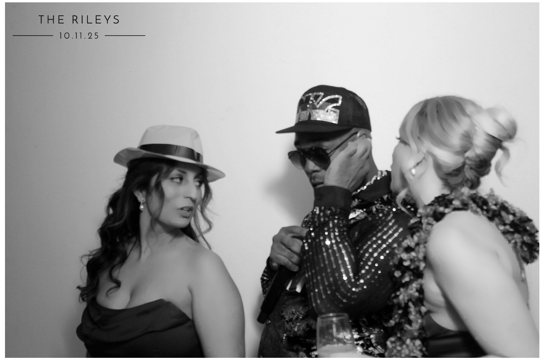 The Riley's | View more photos from the event at gallery.photoboothcincy.com/u/PhotoBoothCincy/The-Rileys
