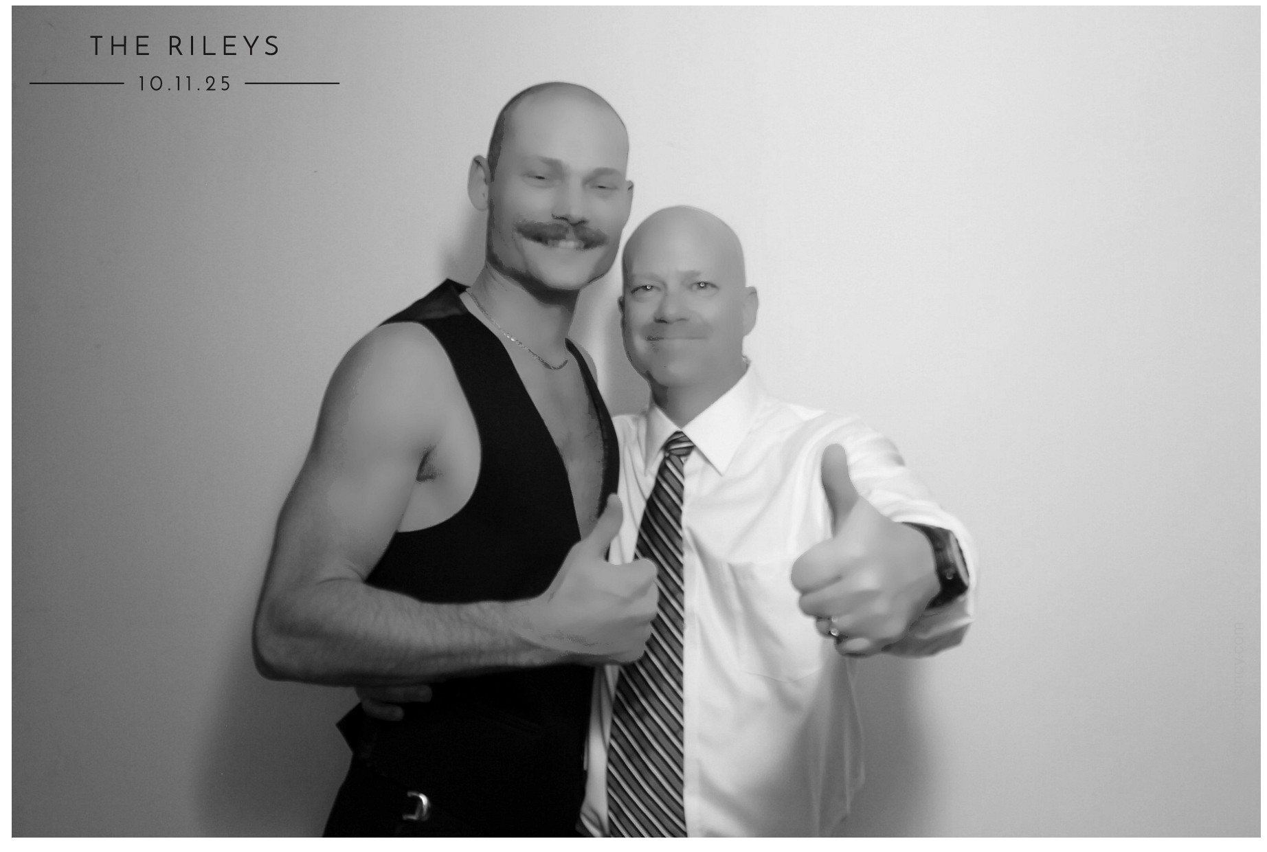 The Riley's | View more photos from the event at gallery.photoboothcincy.com/u/PhotoBoothCincy/The-Rileys