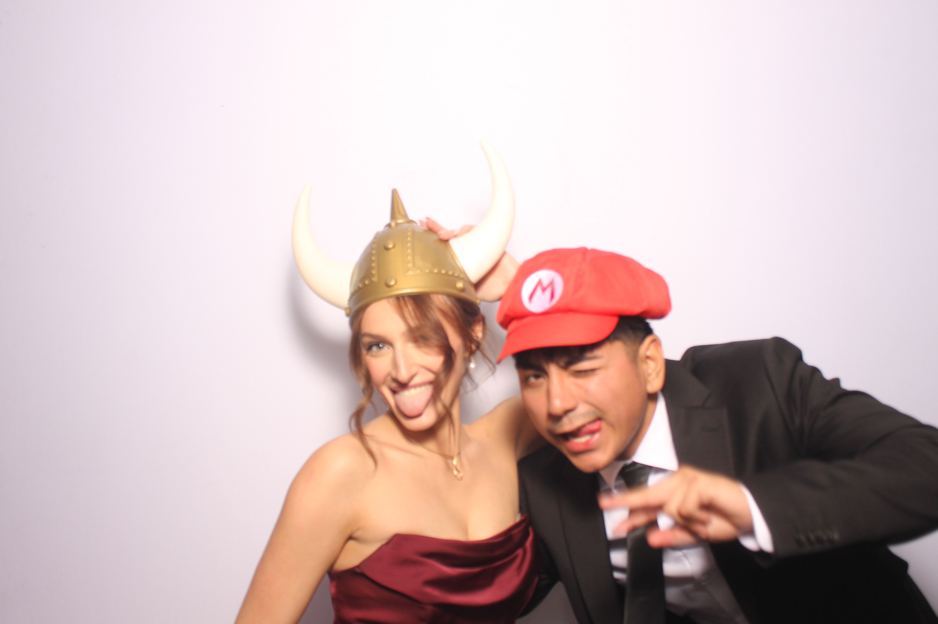 The Riley's | View more photos from the event at gallery.photoboothcincy.com/u/PhotoBoothCincy/The-Rileys