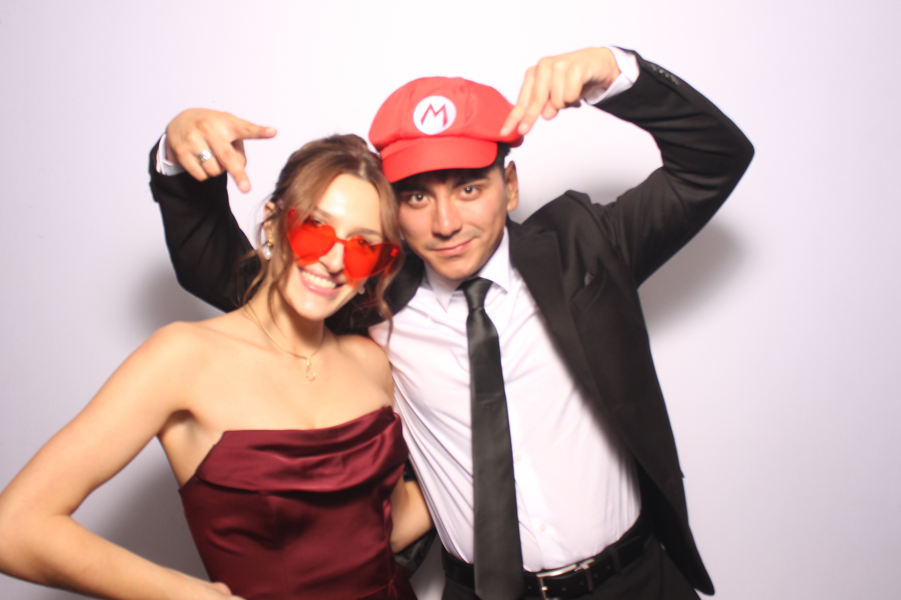 The Riley's | View more photos from the event at gallery.photoboothcincy.com/u/PhotoBoothCincy/The-Rileys