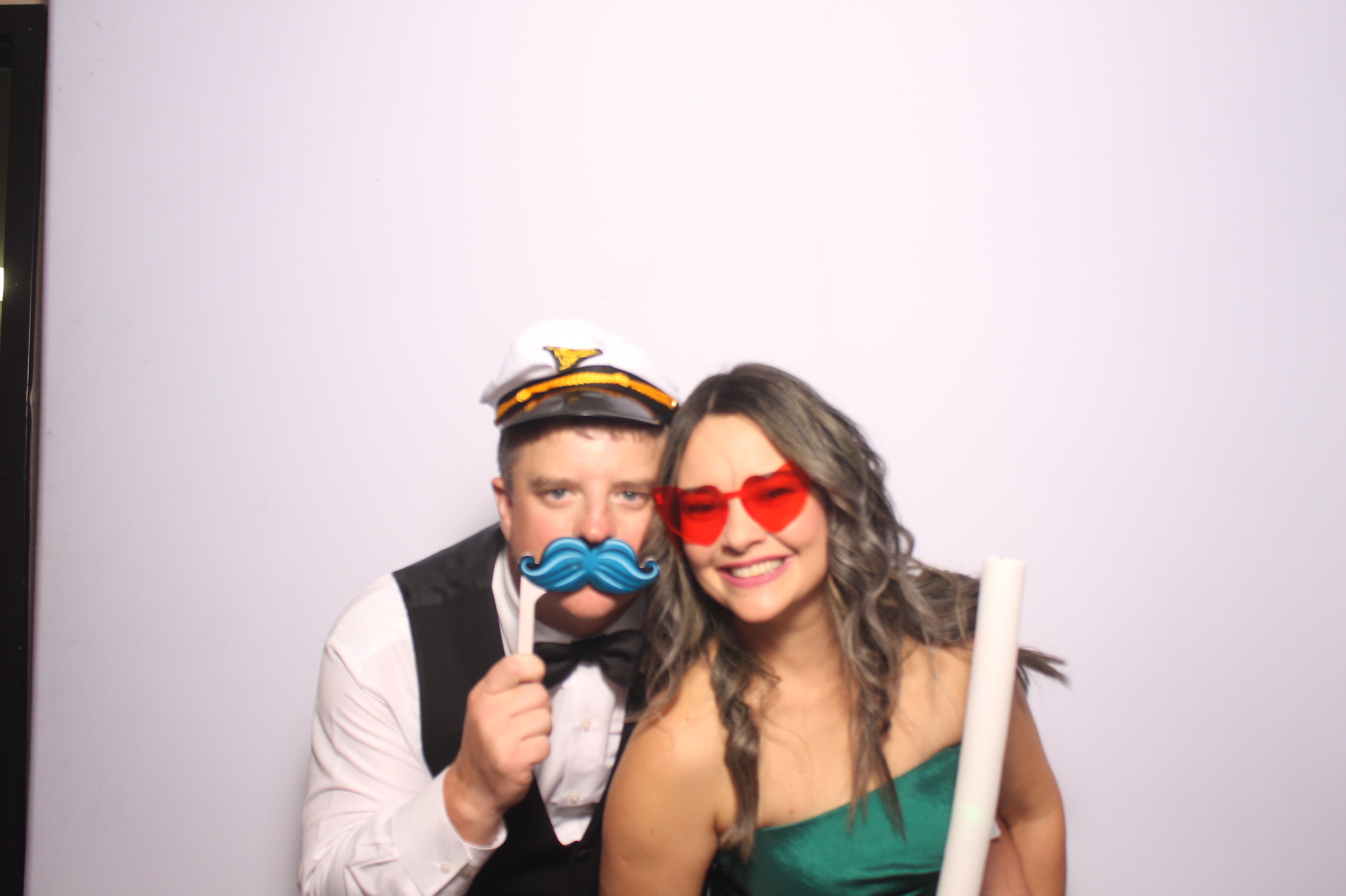 The Riley's | View more photos from the event at gallery.photoboothcincy.com/u/PhotoBoothCincy/The-Rileys