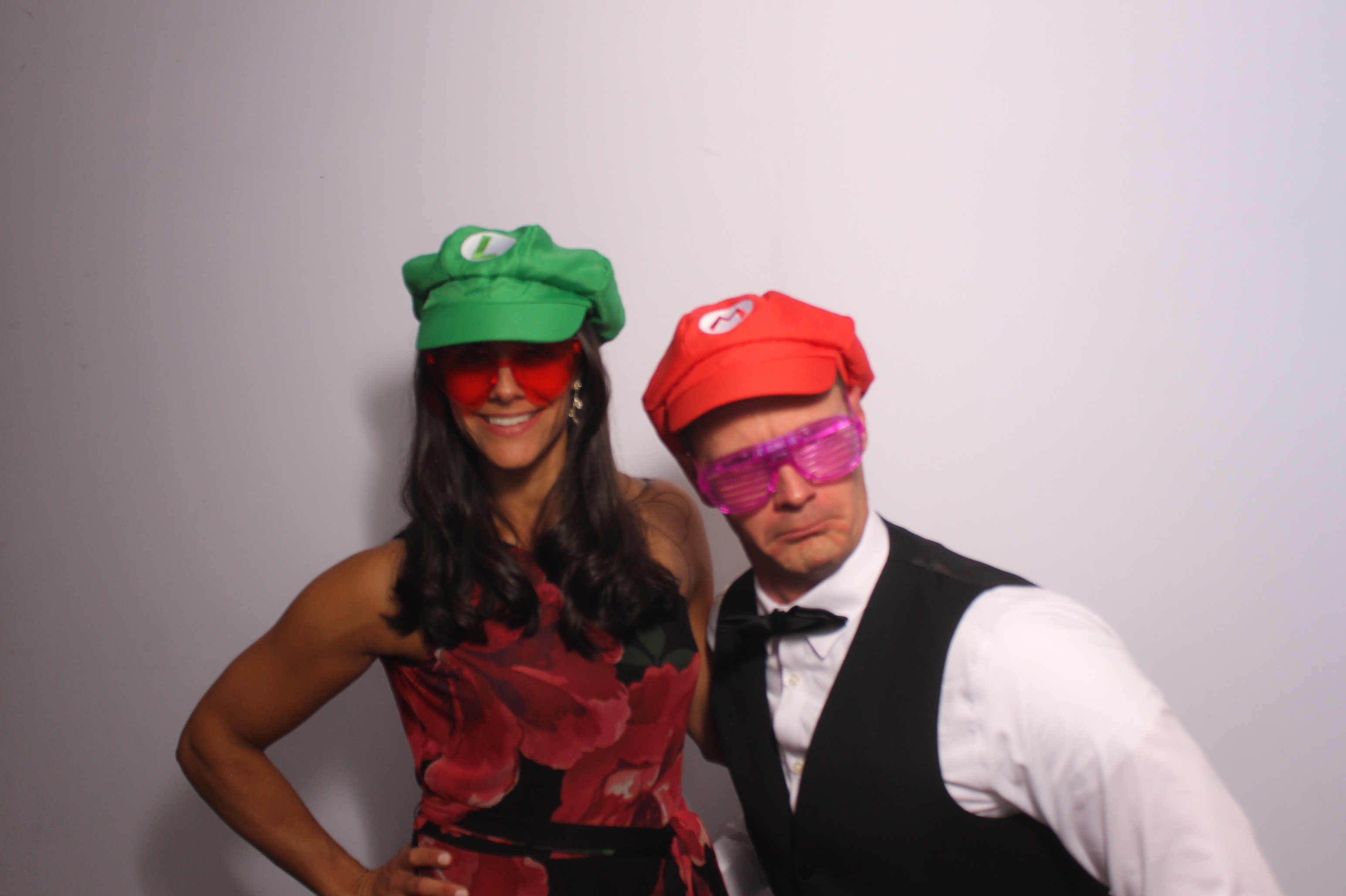The Riley's | View more photos from the event at gallery.photoboothcincy.com/u/PhotoBoothCincy/The-Rileys