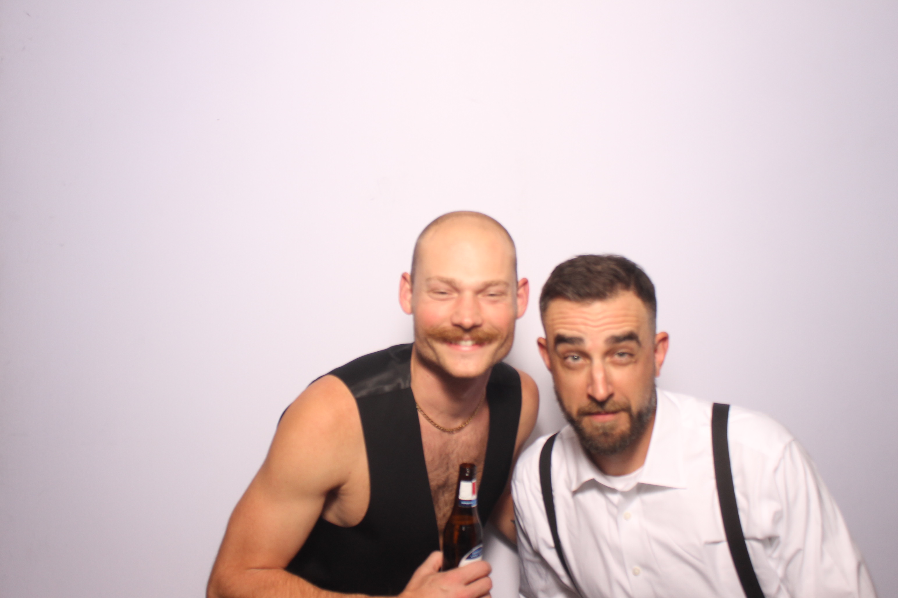The Riley's | View more photos from the event at gallery.photoboothcincy.com/u/PhotoBoothCincy/The-Rileys