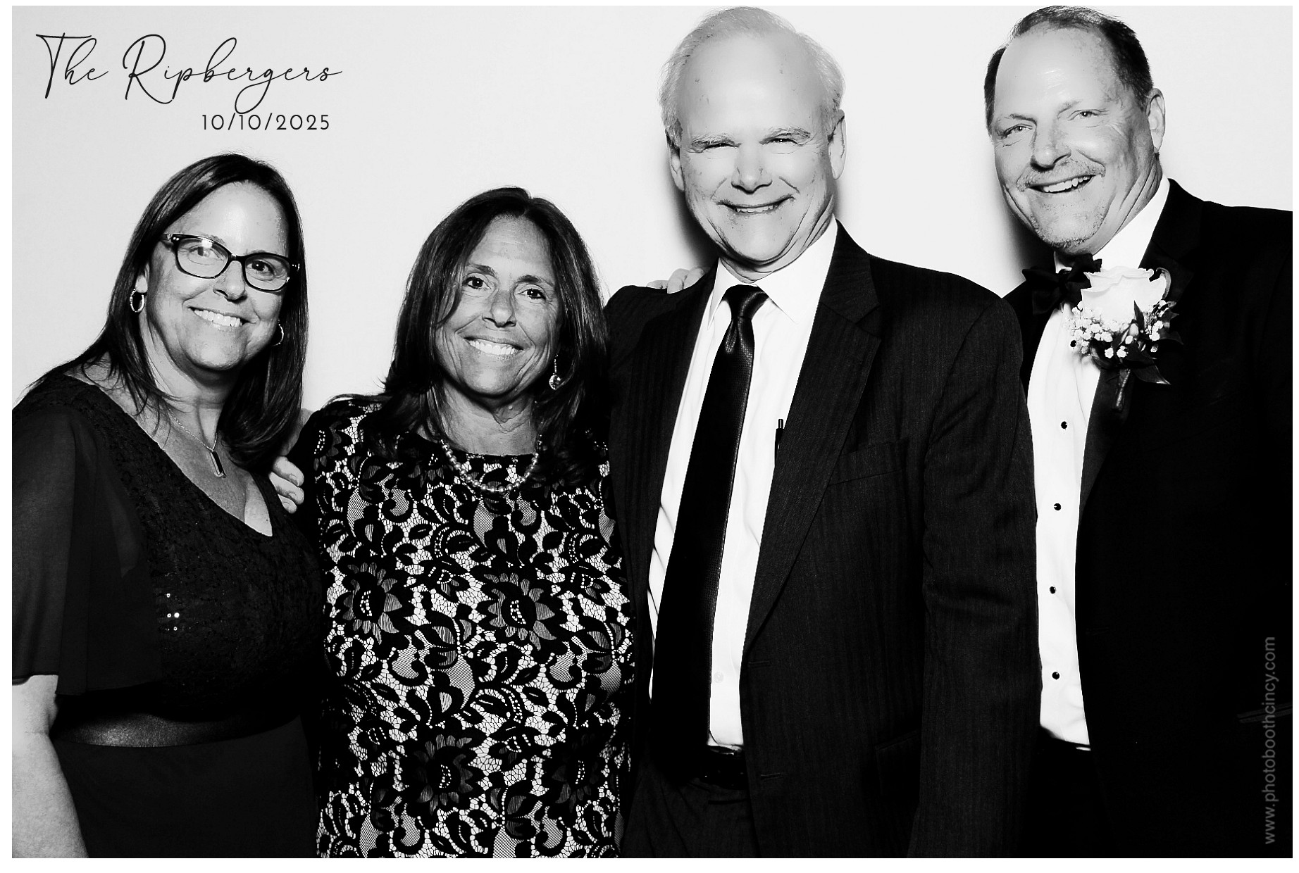 The Ripbergers | View more photos from the event at gallery.photoboothcincy.com/u/PhotoBoothCincy/The-Ripbergers