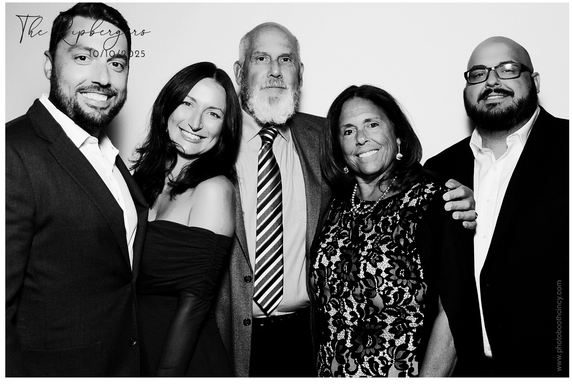 The Ripbergers | View more photos from the event at gallery.photoboothcincy.com/u/PhotoBoothCincy/The-Ripbergers