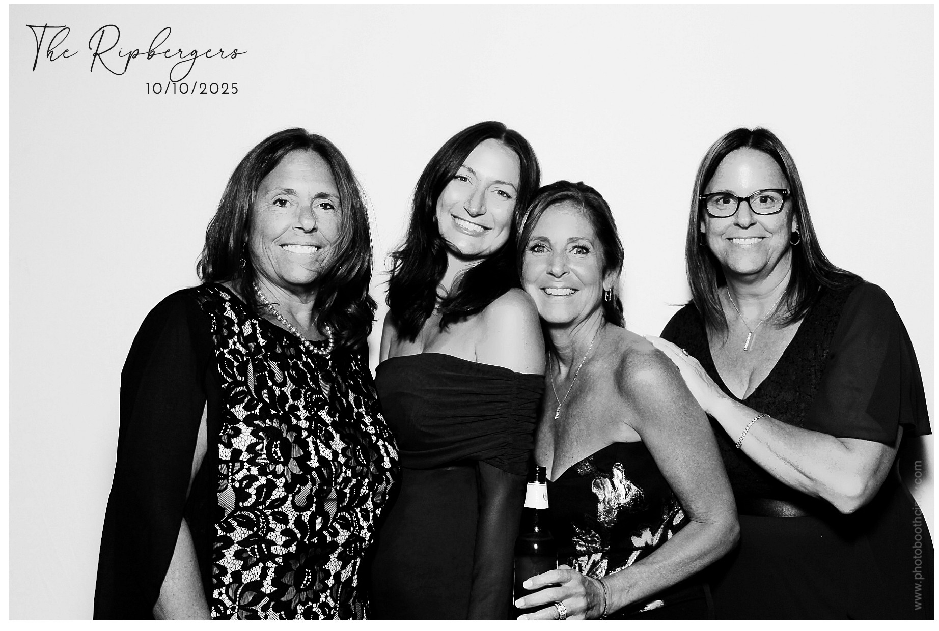 The Ripbergers | View more photos from the event at gallery.photoboothcincy.com/u/PhotoBoothCincy/The-Ripbergers