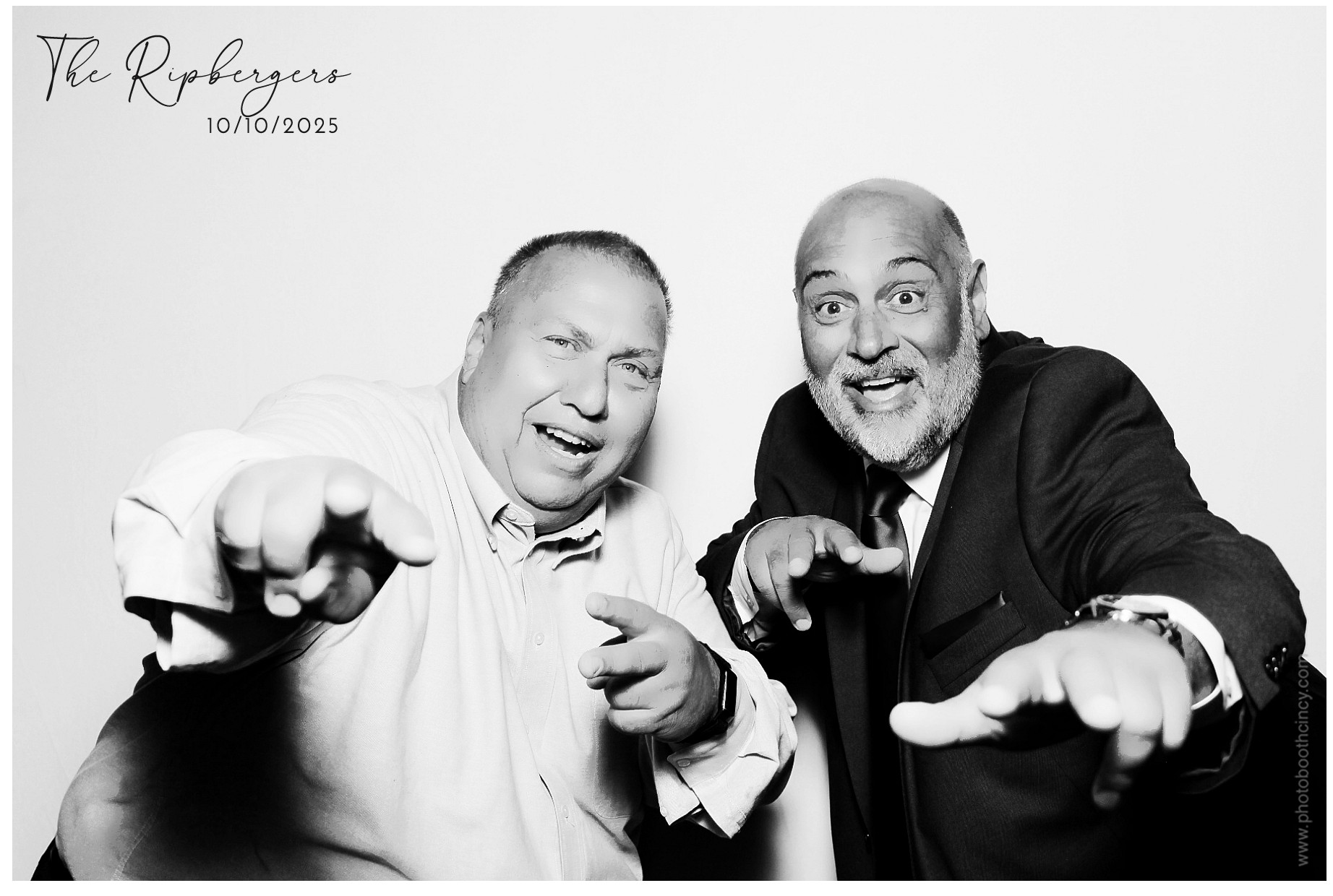 The Ripbergers | View more photos from the event at gallery.photoboothcincy.com/u/PhotoBoothCincy/The-Ripbergers