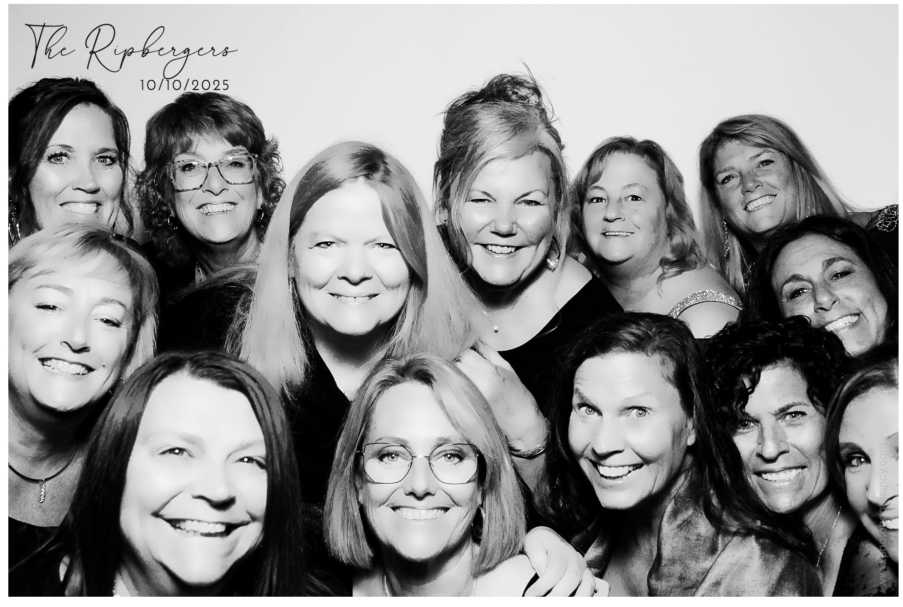 The Ripbergers | View more photos from the event at gallery.photoboothcincy.com/u/PhotoBoothCincy/The-Ripbergers