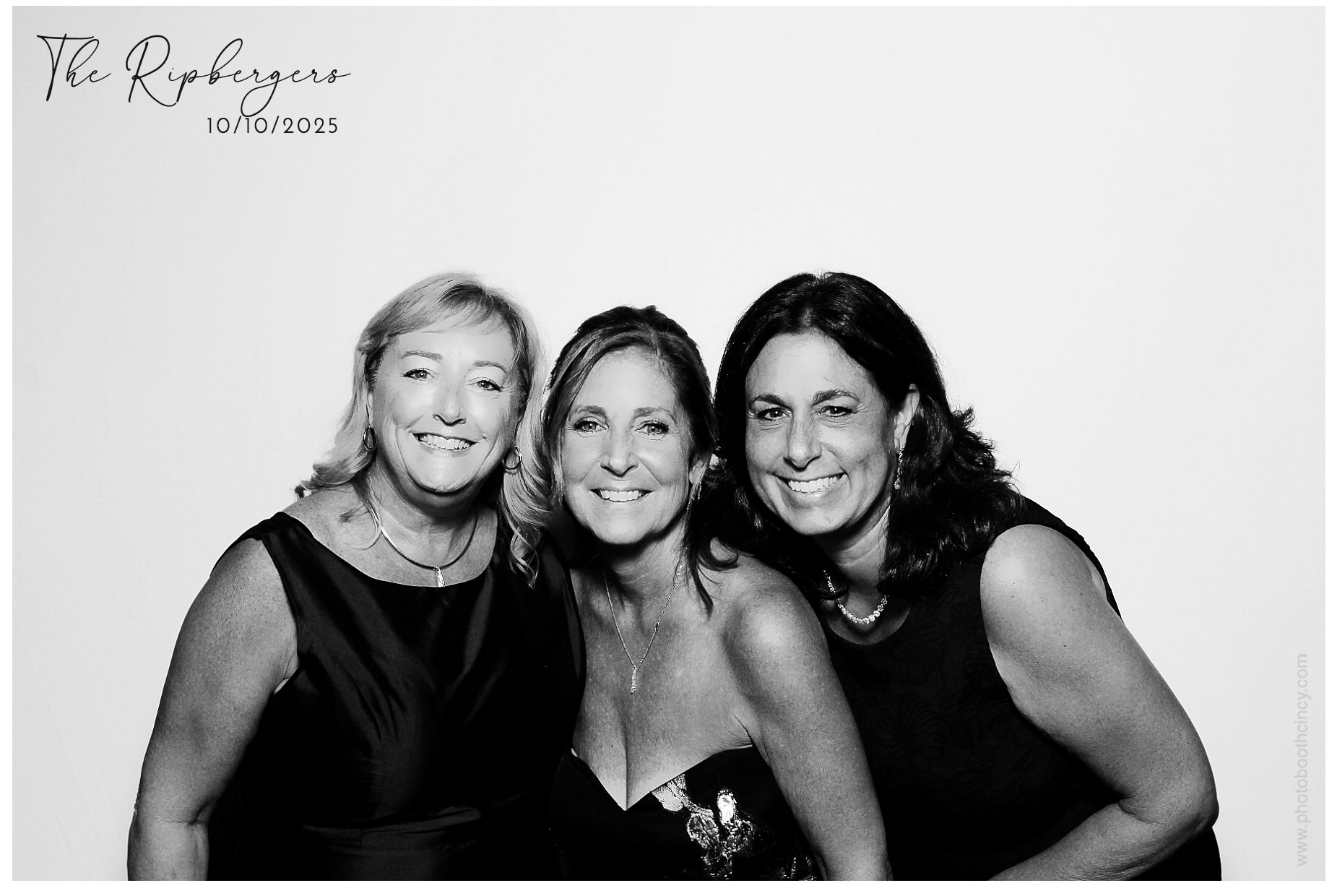 The Ripbergers | View more photos from the event at gallery.photoboothcincy.com/u/PhotoBoothCincy/The-Ripbergers
