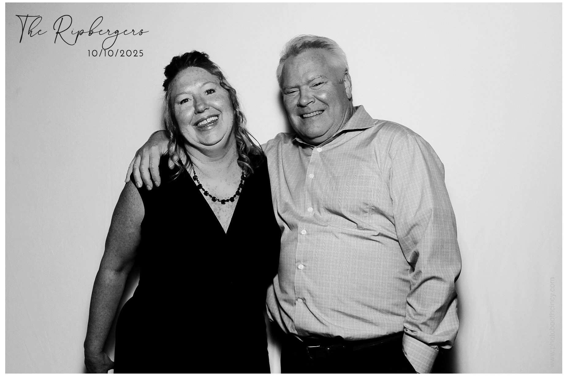 The Ripbergers | View more photos from the event at gallery.photoboothcincy.com/u/PhotoBoothCincy/The-Ripbergers