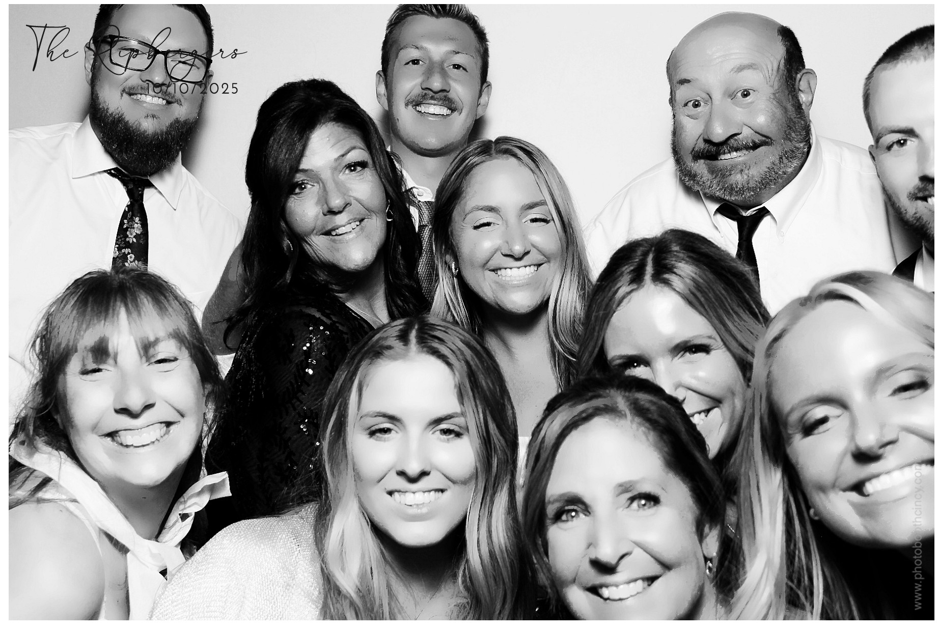 The Ripbergers | View more photos from the event at gallery.photoboothcincy.com/u/PhotoBoothCincy/The-Ripbergers