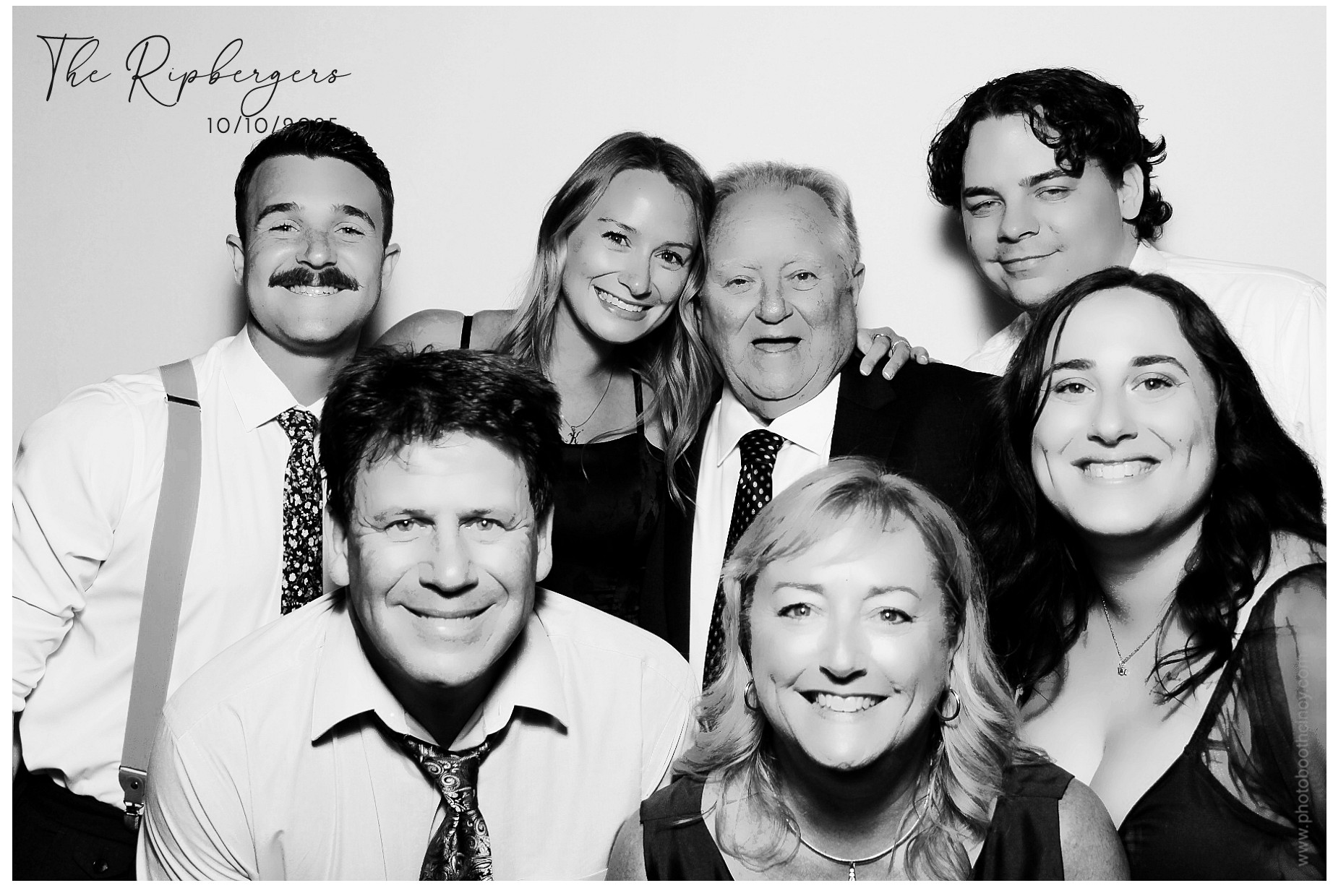 The Ripbergers | View more photos from the event at gallery.photoboothcincy.com/u/PhotoBoothCincy/The-Ripbergers