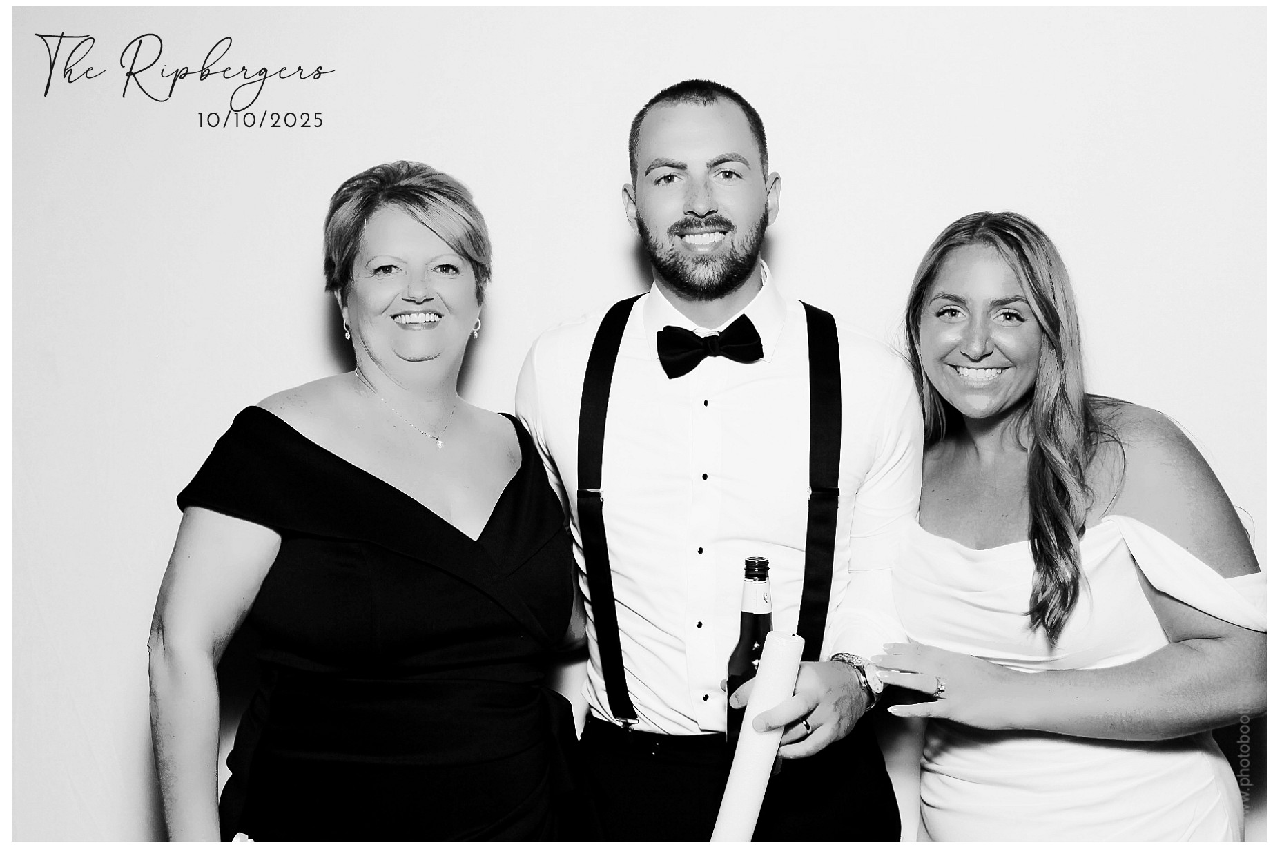 The Ripbergers | View more photos from the event at gallery.photoboothcincy.com/u/PhotoBoothCincy/The-Ripbergers