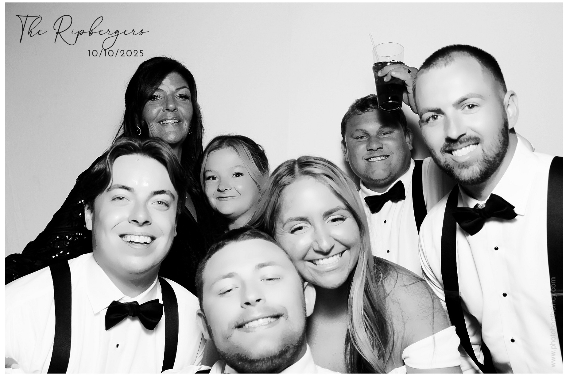 The Ripbergers | View more photos from the event at gallery.photoboothcincy.com/u/PhotoBoothCincy/The-Ripbergers