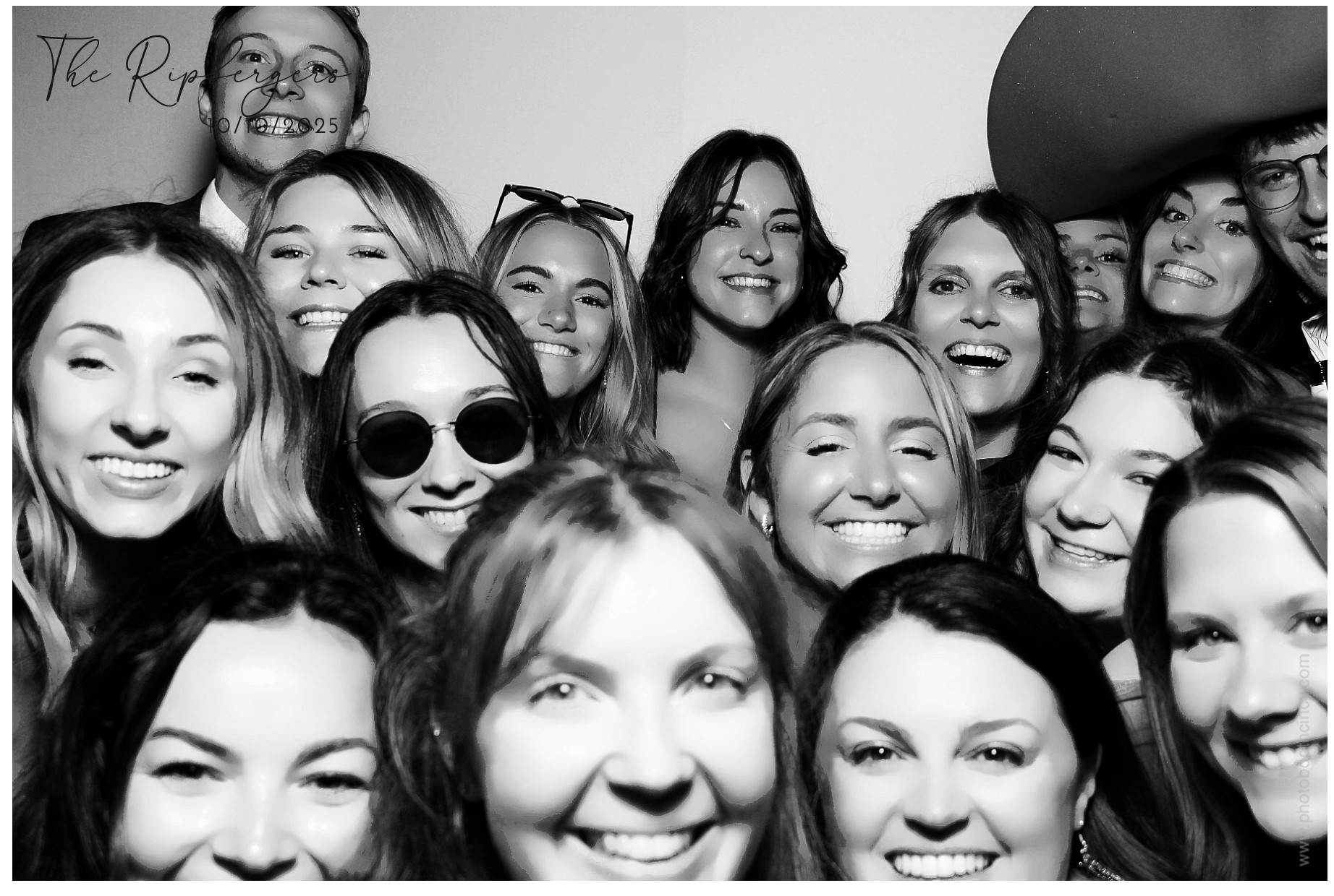 The Ripbergers | View more photos from the event at gallery.photoboothcincy.com/u/PhotoBoothCincy/The-Ripbergers
