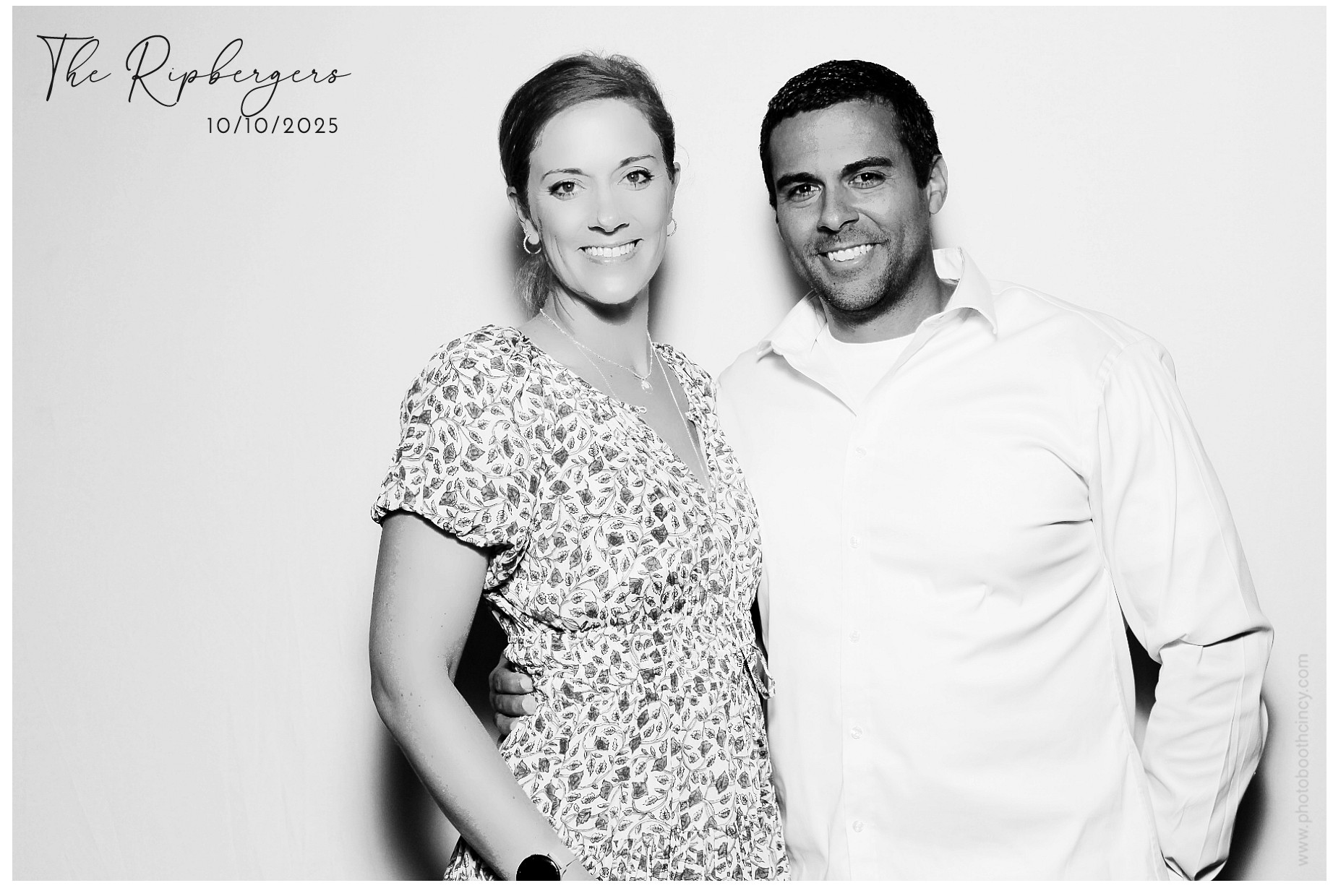 The Ripbergers | View more photos from the event at gallery.photoboothcincy.com/u/PhotoBoothCincy/The-Ripbergers
