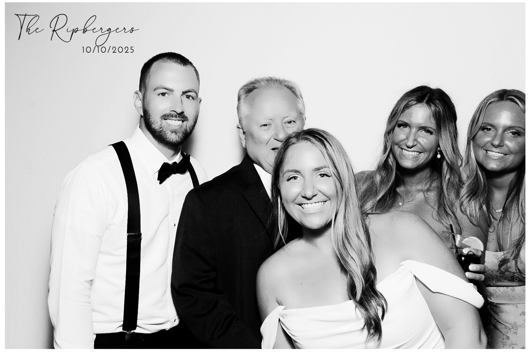The Ripbergers | View more photos from the event at gallery.photoboothcincy.com/u/PhotoBoothCincy/The-Ripbergers
