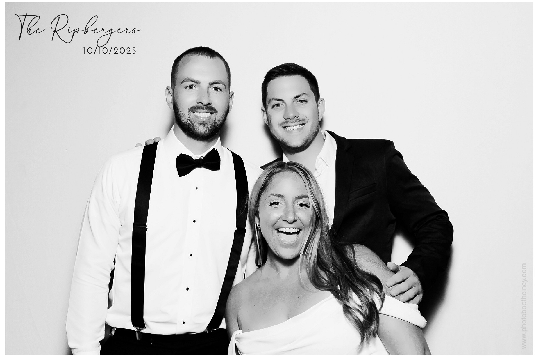 The Ripbergers | View more photos from the event at gallery.photoboothcincy.com/u/PhotoBoothCincy/The-Ripbergers